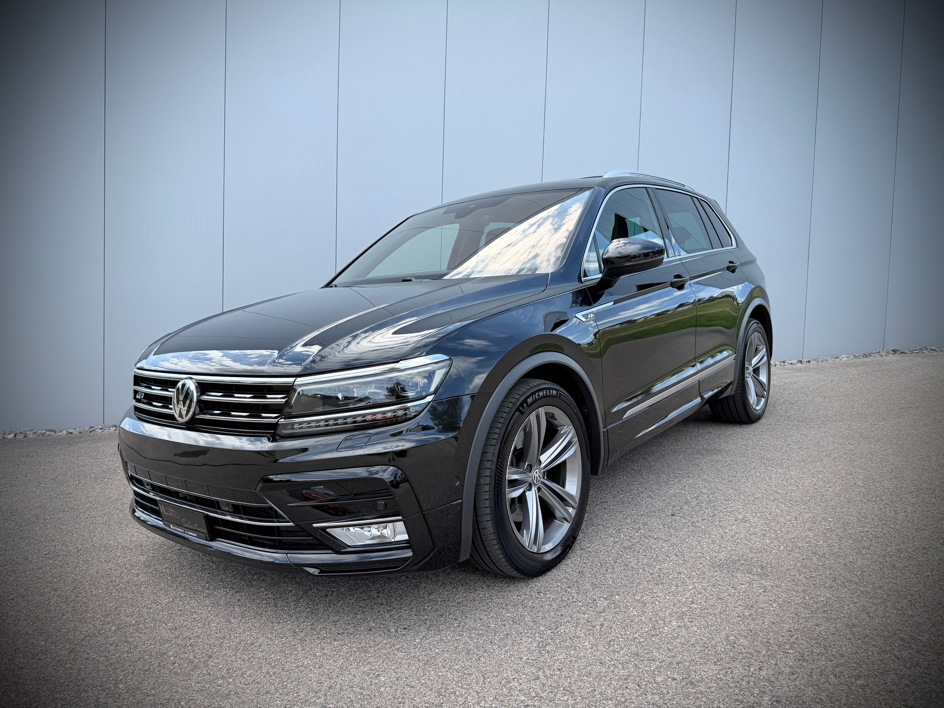 VW Tiguan 2.0TSI Highline 4Motion DSG-image-1