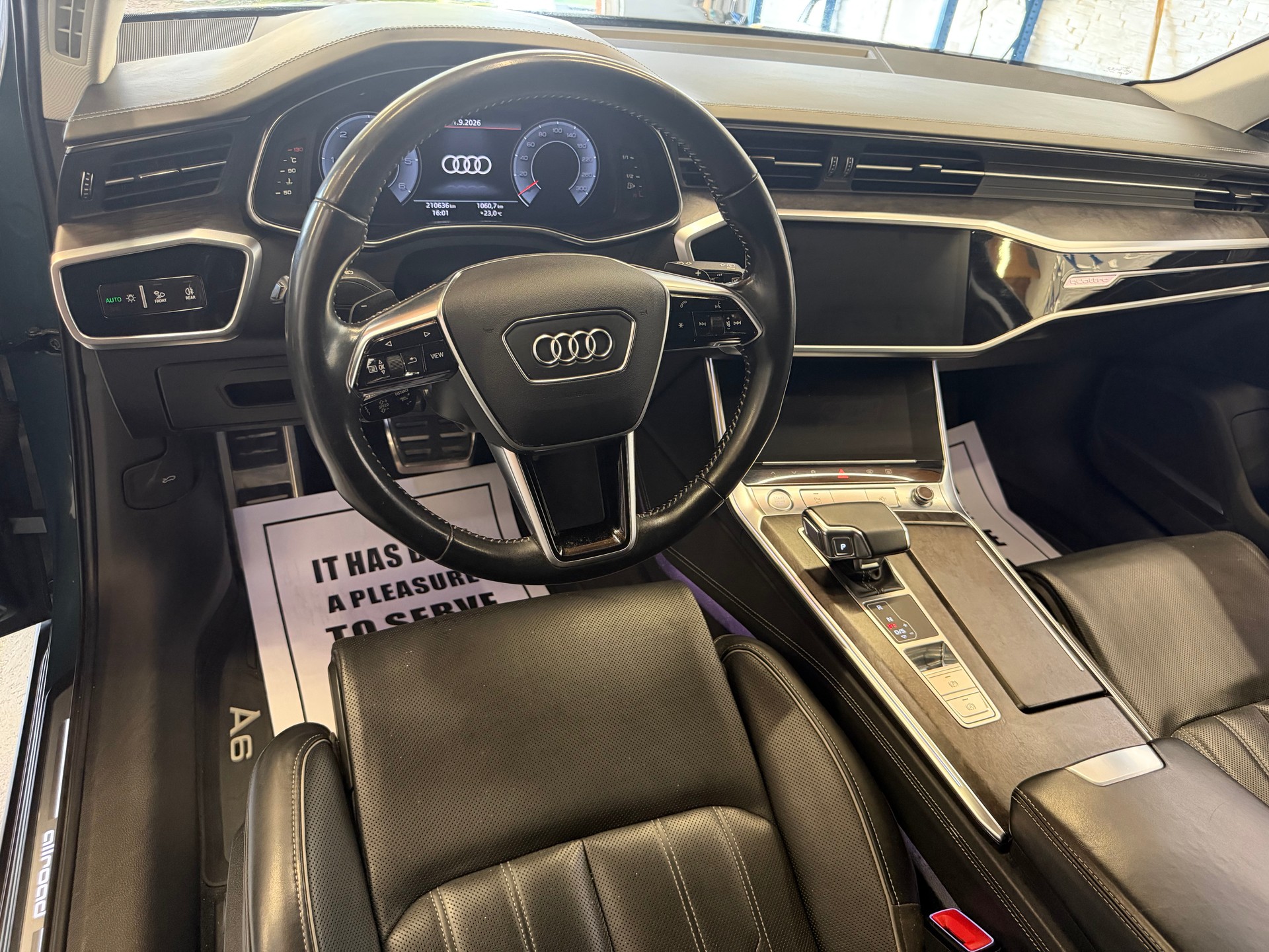 AUDI A6 allroad 50 TDI quattro tiptronic-image-21