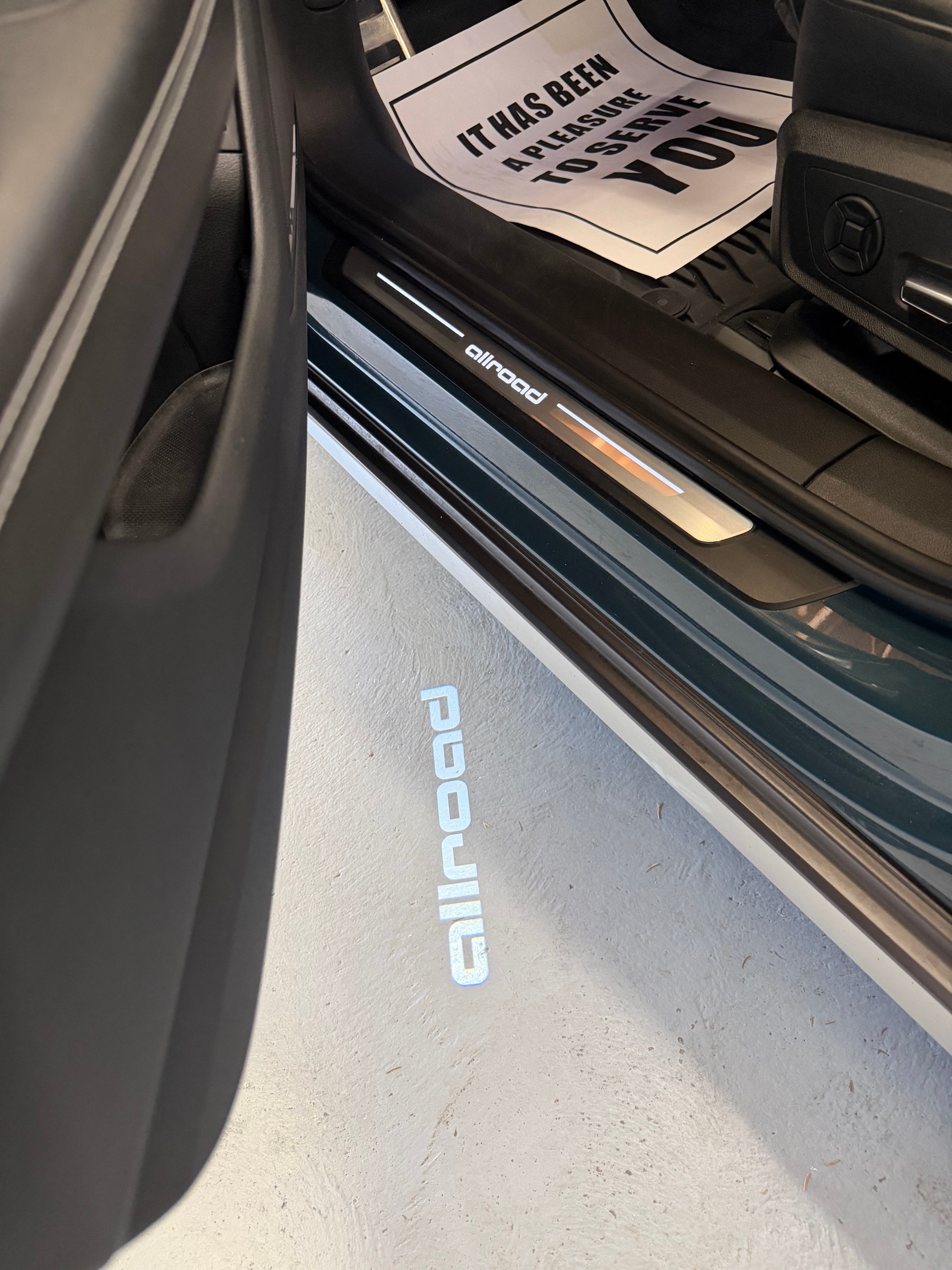 AUDI A6 allroad 50 TDI quattro tiptronic-image-23