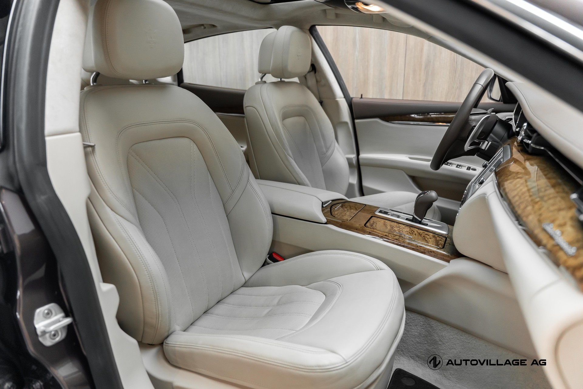 MASERATI Quattroporte 3.8 V8 DI Biturbo GTS Automatica-image-8