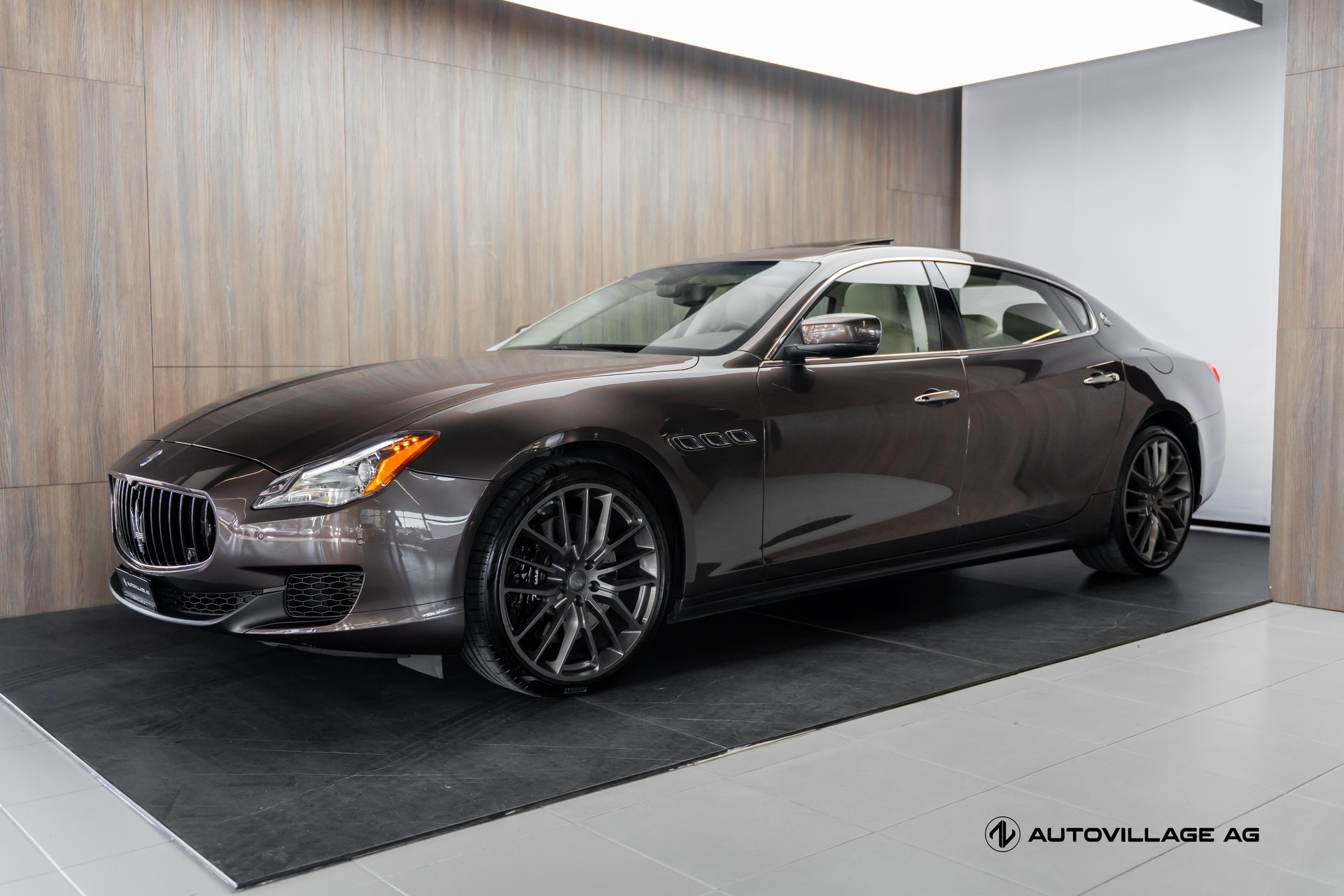 MASERATI Quattroporte 3.8 V8 DI Biturbo GTS Automatica-image-0