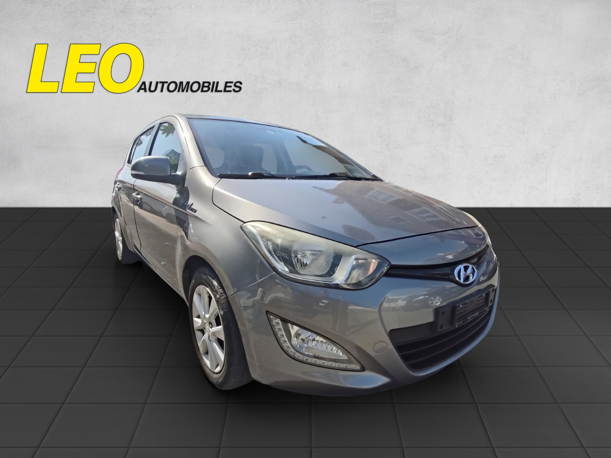 HYUNDAI i20 1.4 Premium — slika 1