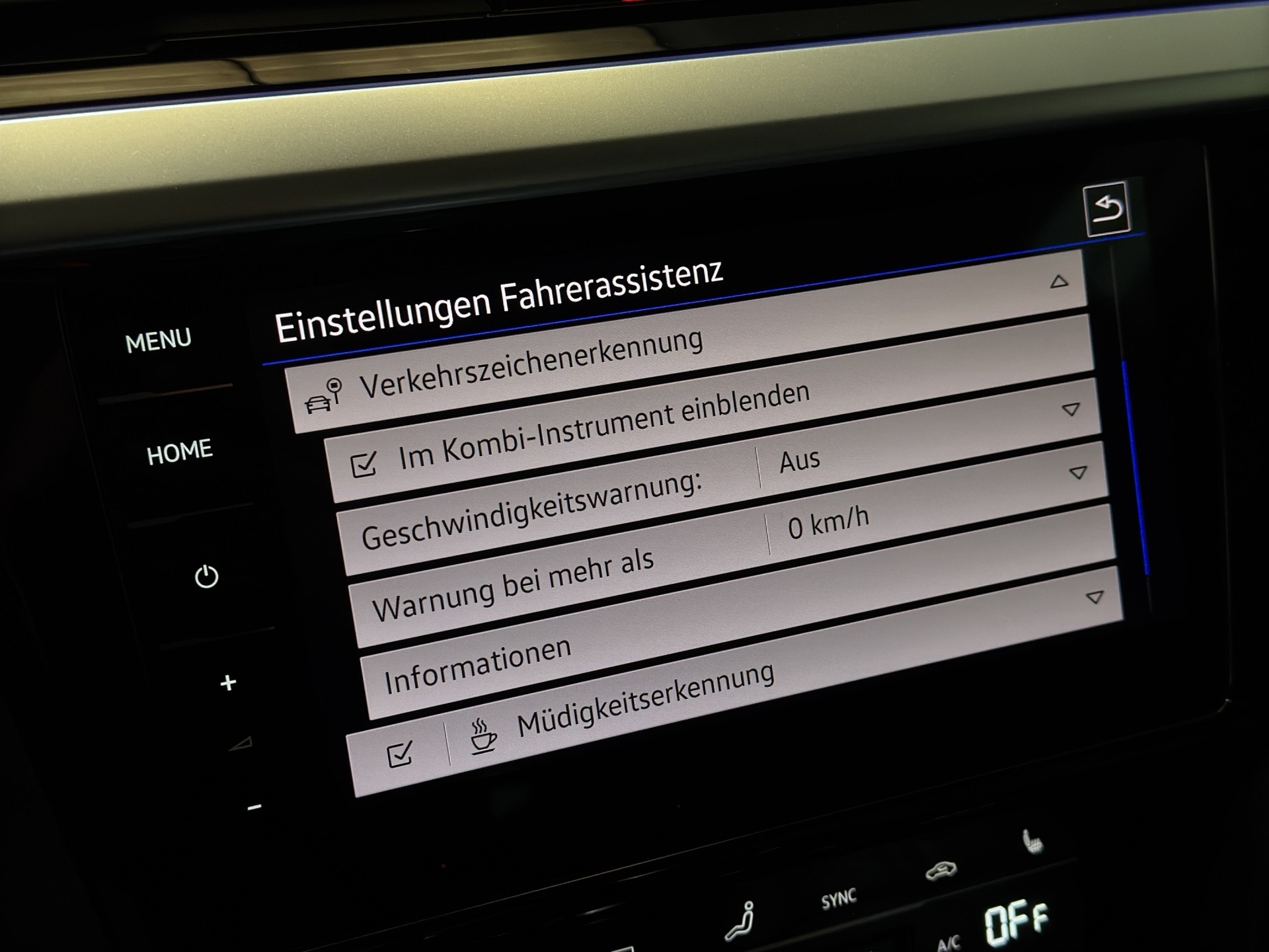 VW Arteon Limousine 2.0 TSI R 4M. DSG "Sportsitze Leder Carbon-Pano-Head Up-AHK"-image-23