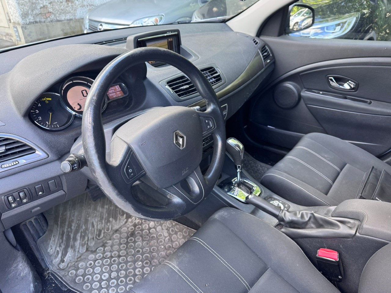 RENAULT Mégane Grandtour 1.5 dCi Swiss Edition EDC-image-6