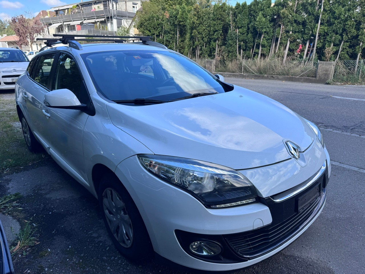 RENAULT Mégane Grandtour 1.5 dCi Swiss Edition EDC-image-2