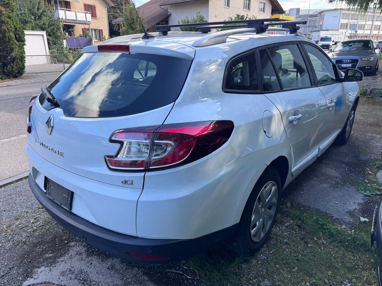RENAULT Mégane Grandtour 1.5 dCi Swiss Edition EDC-image-3