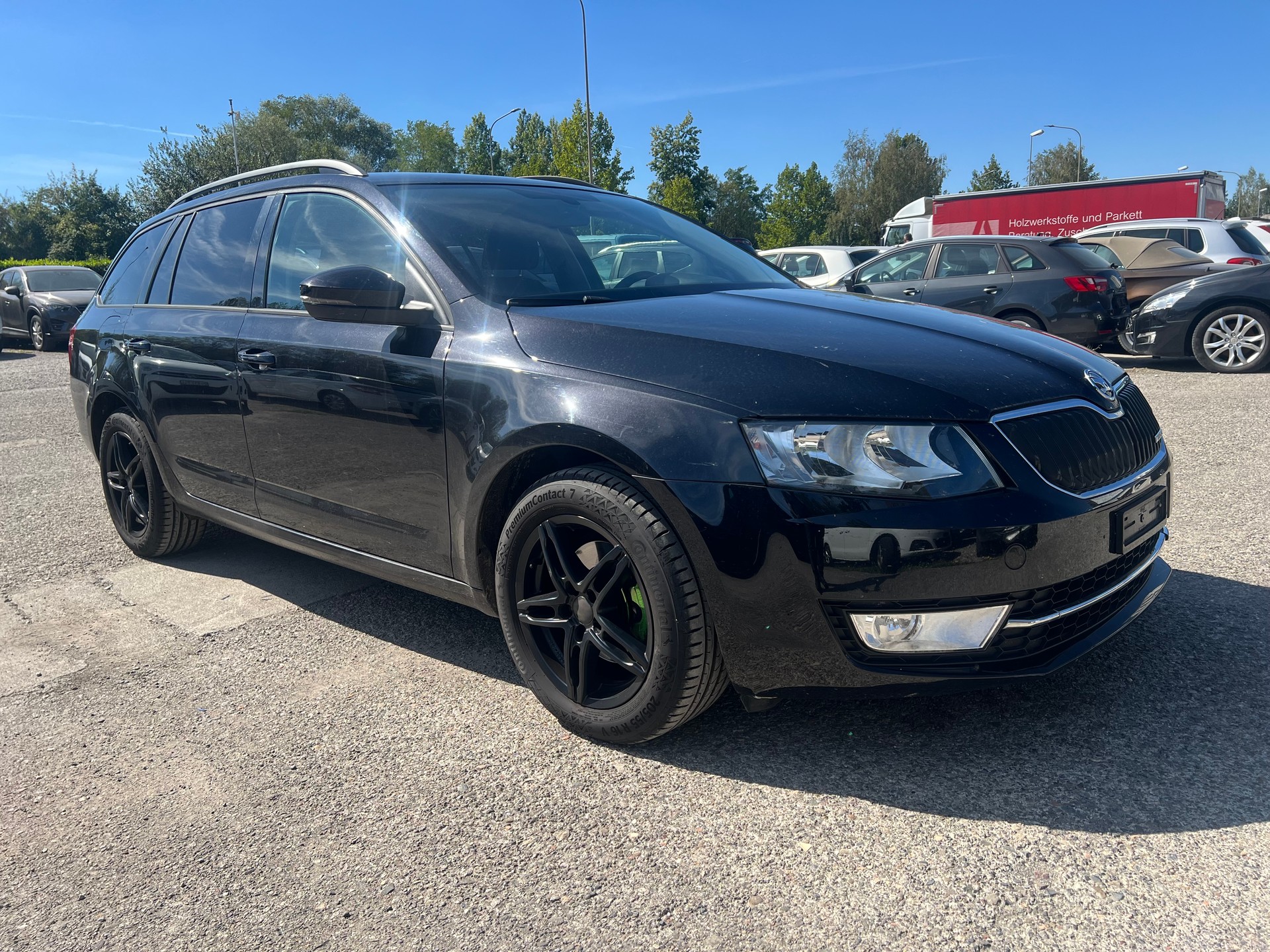SKODA Octavia Combi 1.6 TDI GreenLine Fresh-image-1
