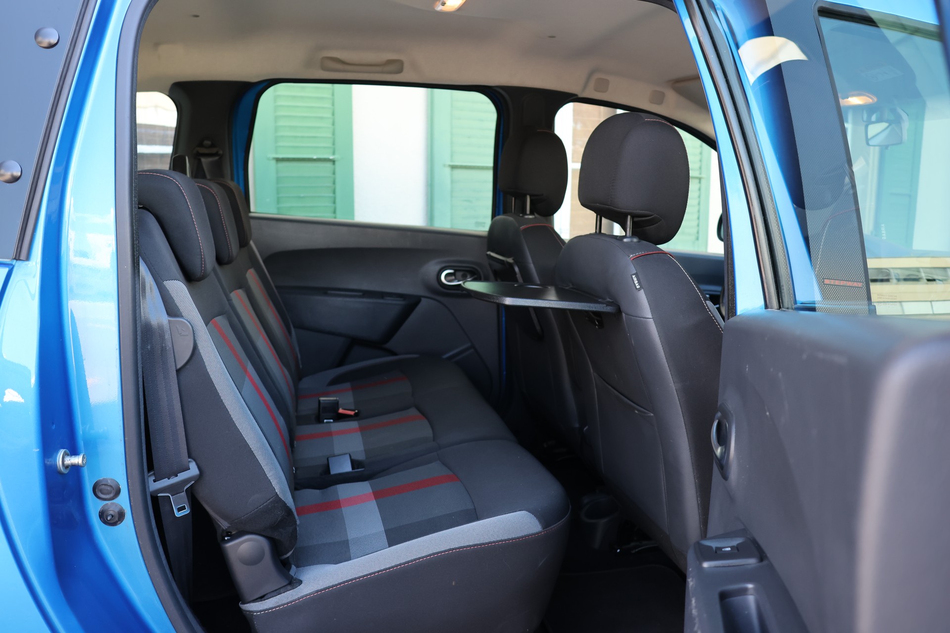 DACIA Lodgy TCE 130 Stepway 7PL-image-9