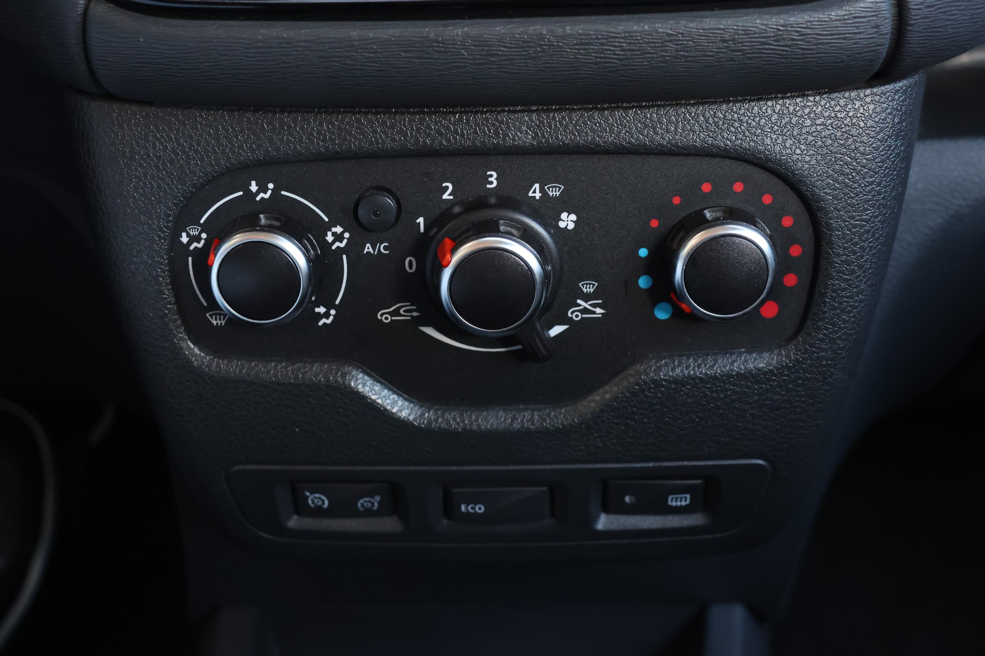 DACIA Lodgy TCE 130 Stepway 7PL-image-12