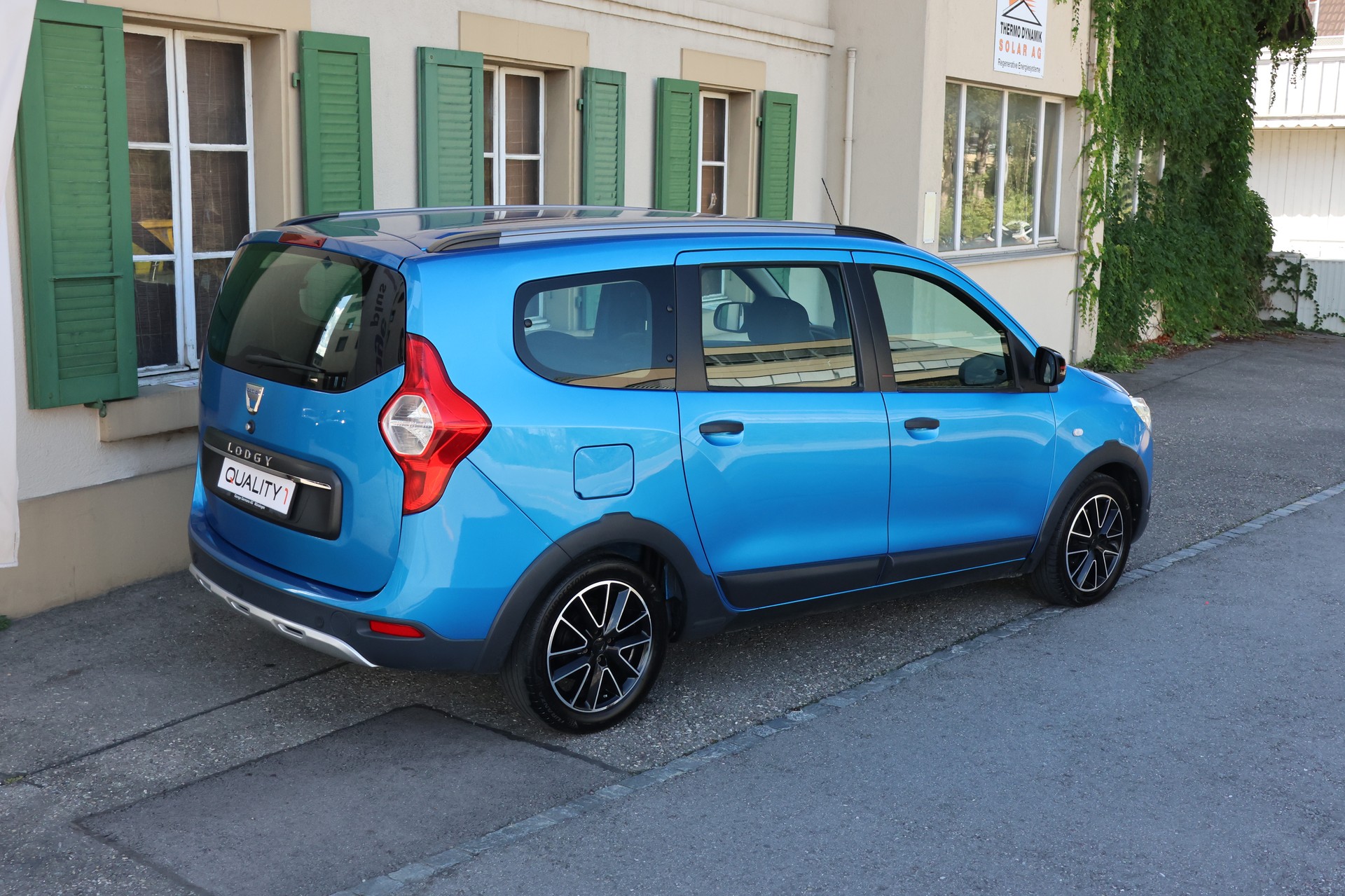 DACIA Lodgy TCE 130 Stepway 7PL-image-4