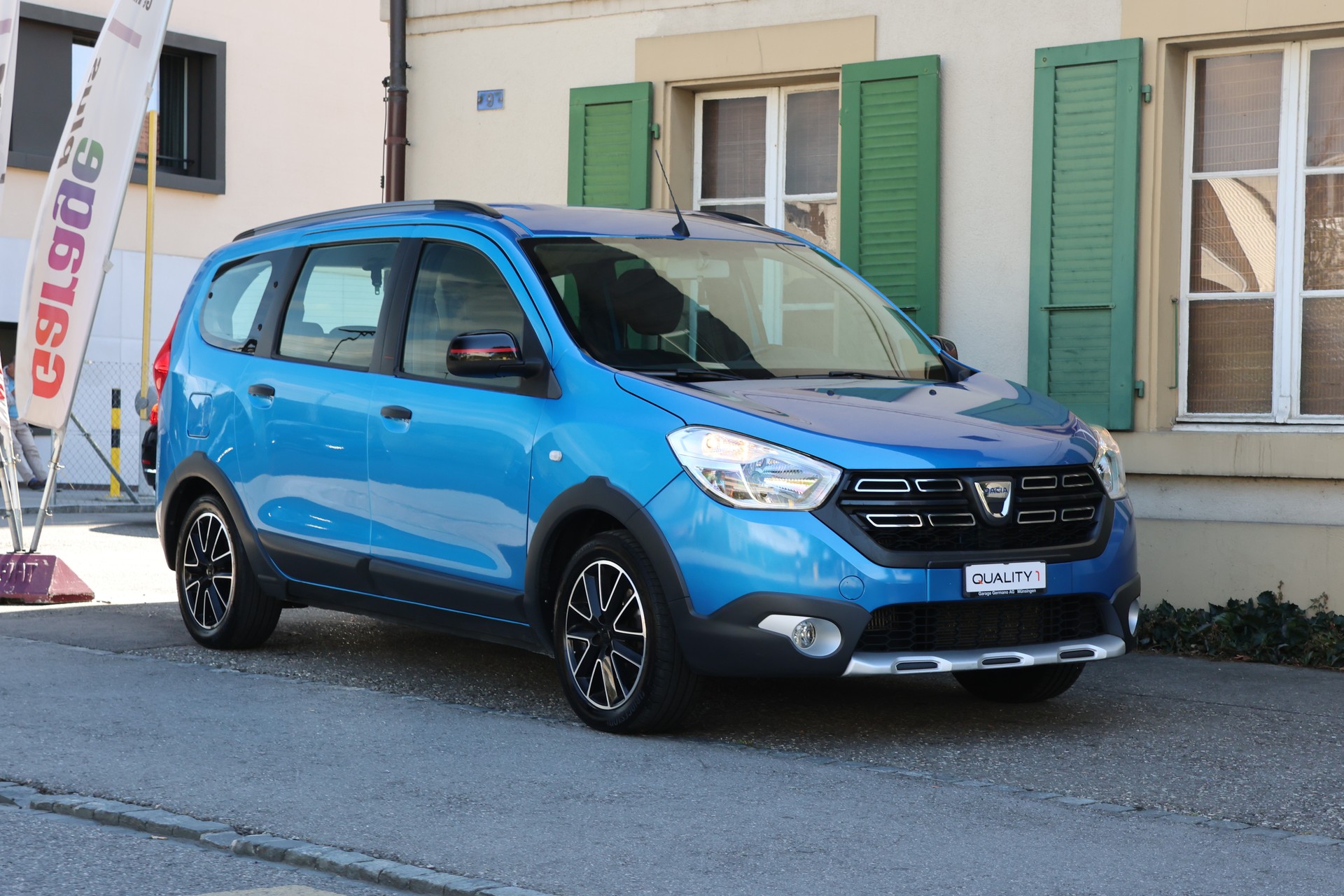 DACIA Lodgy TCE 130 Stepway 7PL-image-2