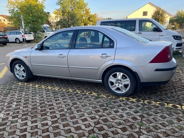 FORD 2.5i 24V Trend-image-4