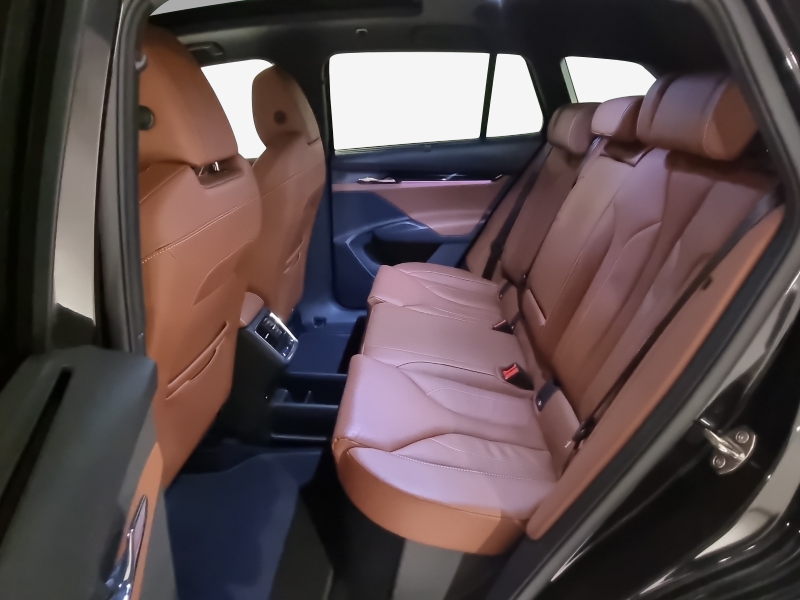 SKODA Enyaq iV 80x Founders Edition-image-12