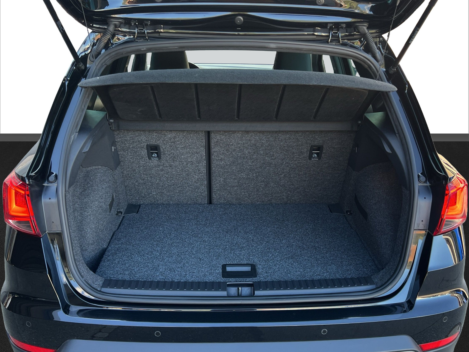 SEAT Arona 1.5 Eco TSI FR DSG-image-17