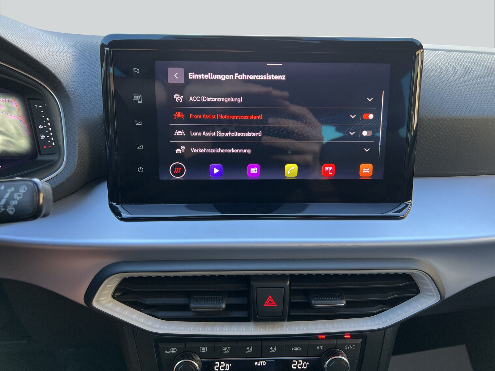 SEAT Arona 1.5 Eco TSI FR DSG-image-16