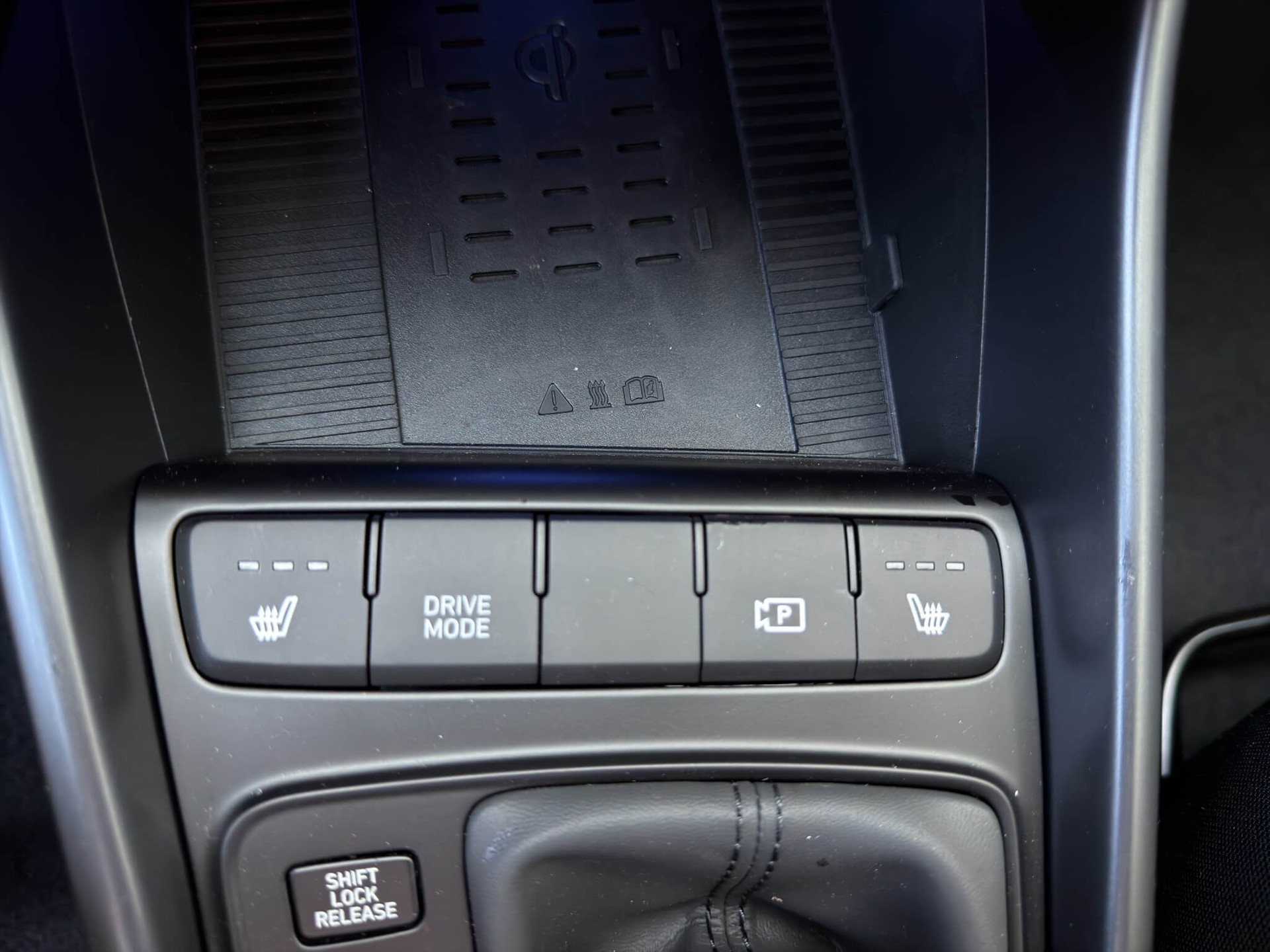 HYUNDAI i20 1.0 T-GDi Amplia Go-image-14