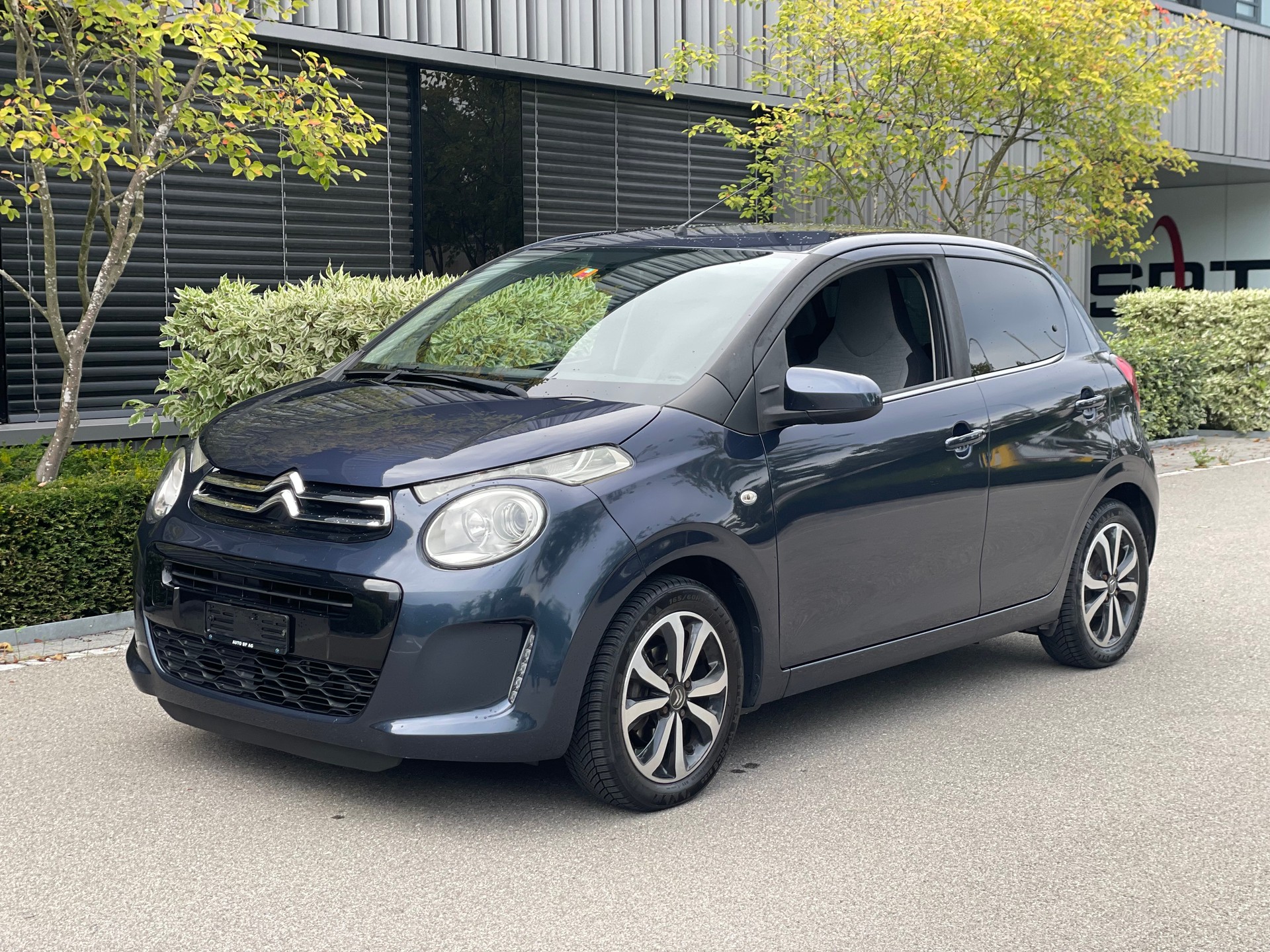 CITROEN C1 1.2 VTi Shine Edition-image-0