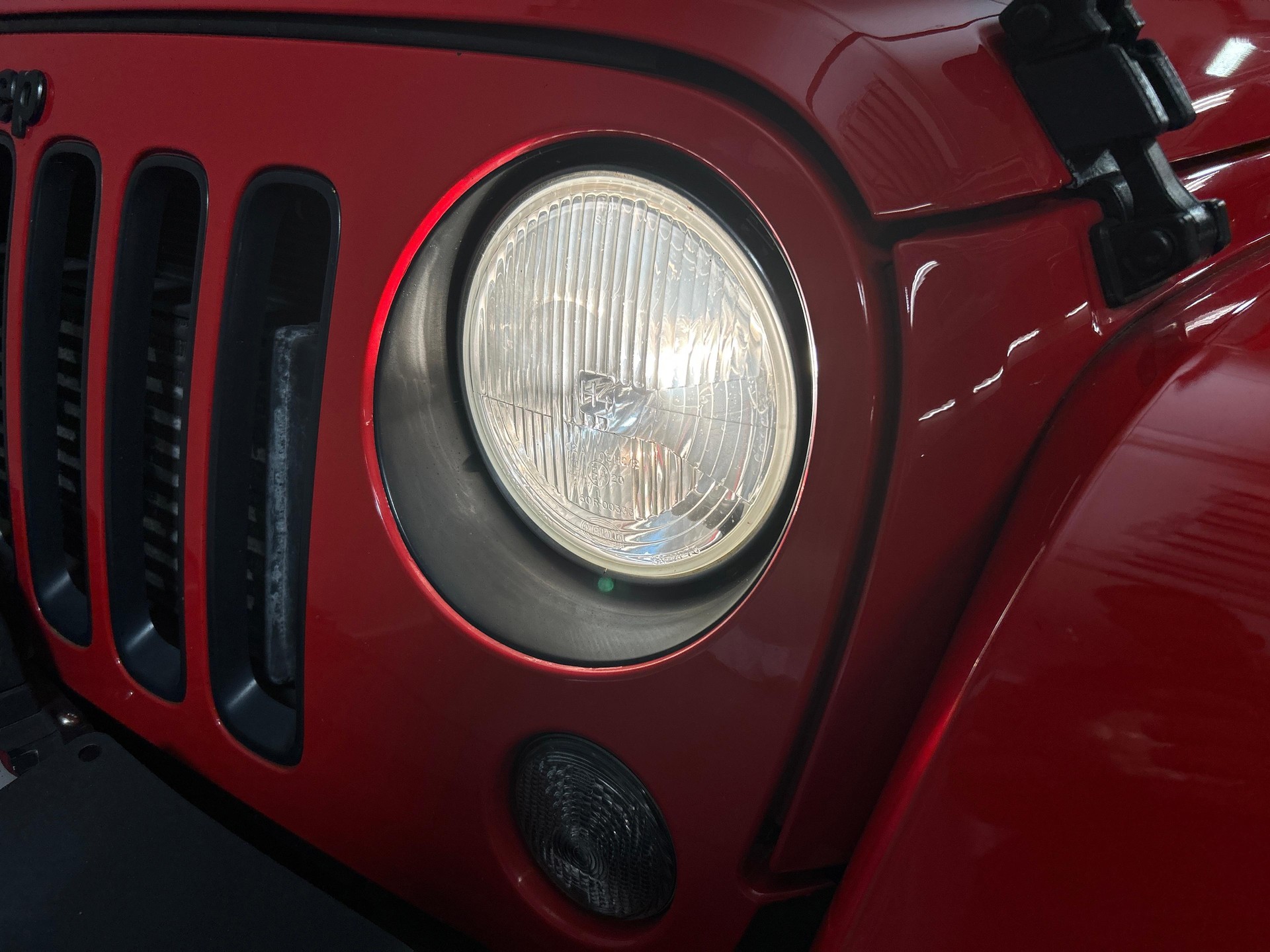 JEEP Wrangler 2.8 CRD Sahara-image-16