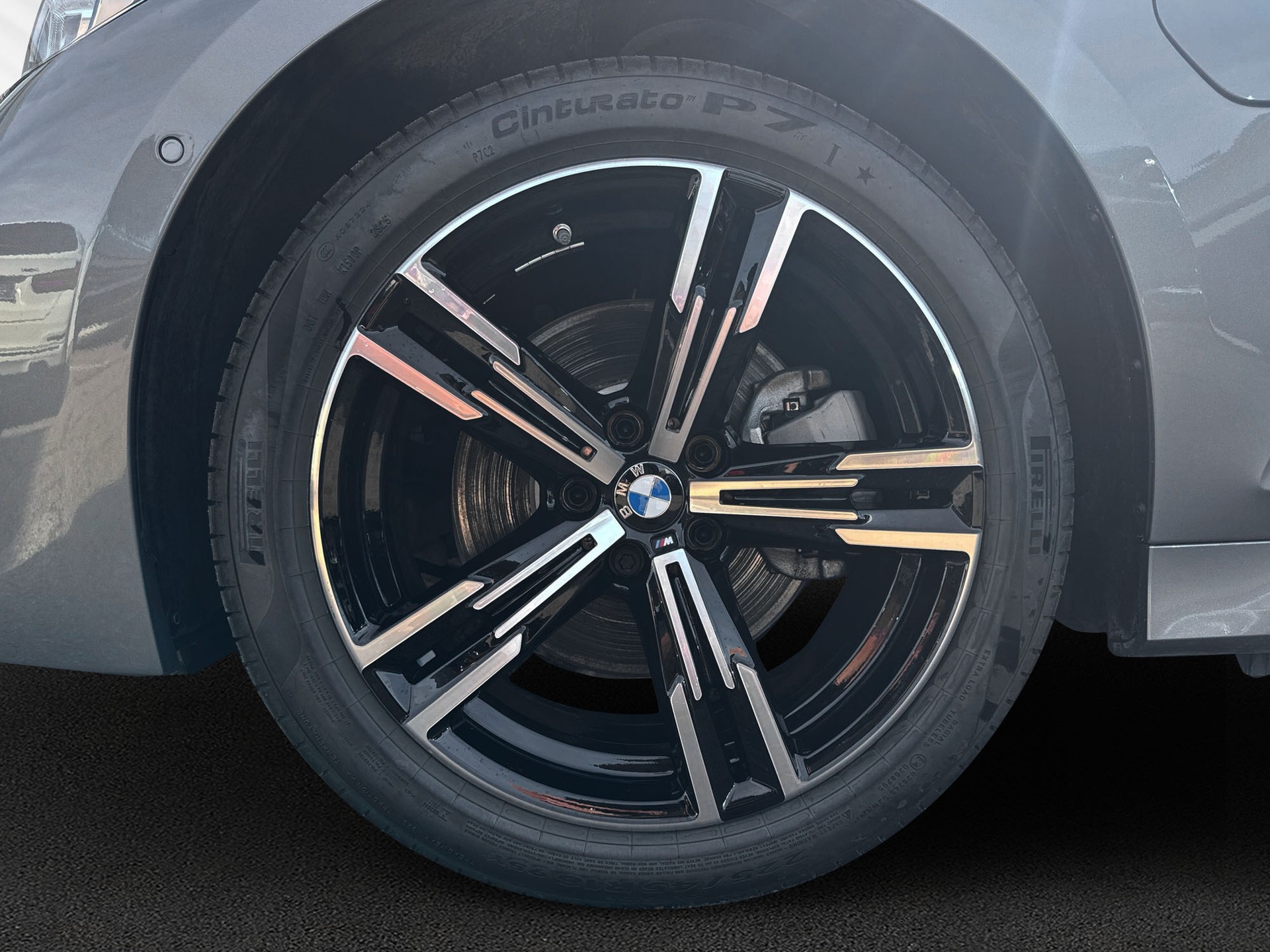 BMW 330e x DriveTouring Steptronic M Sport-image-8
