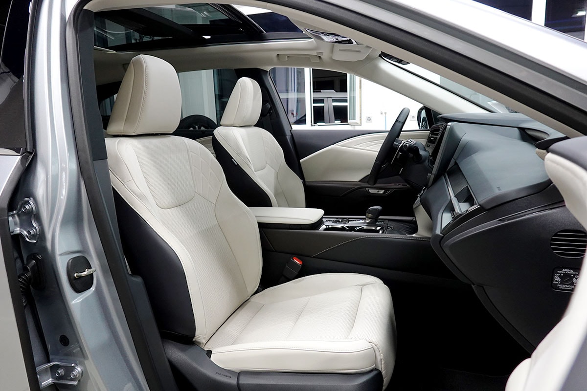 LEXUS RX 450h+ Ecxellence AWD CVT-image-3