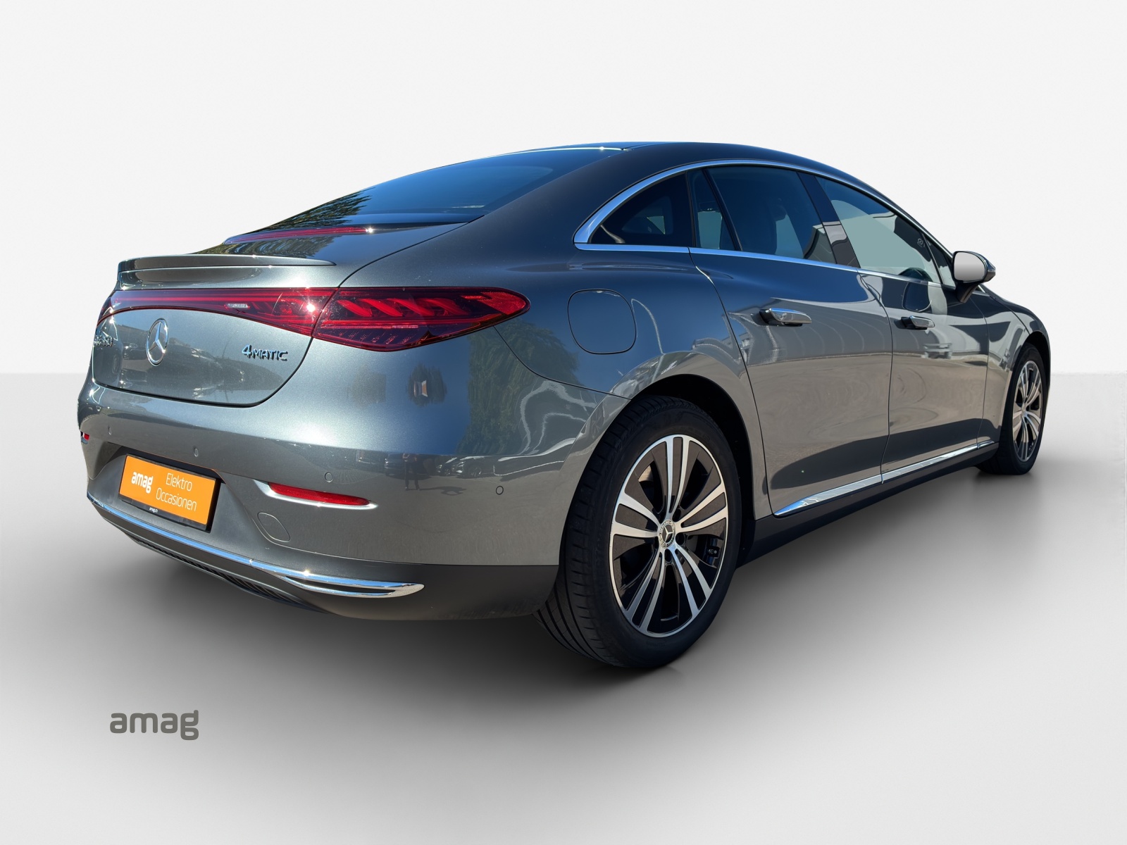 MERCEDES-BENZ EQE 350 4 Matic-image-4