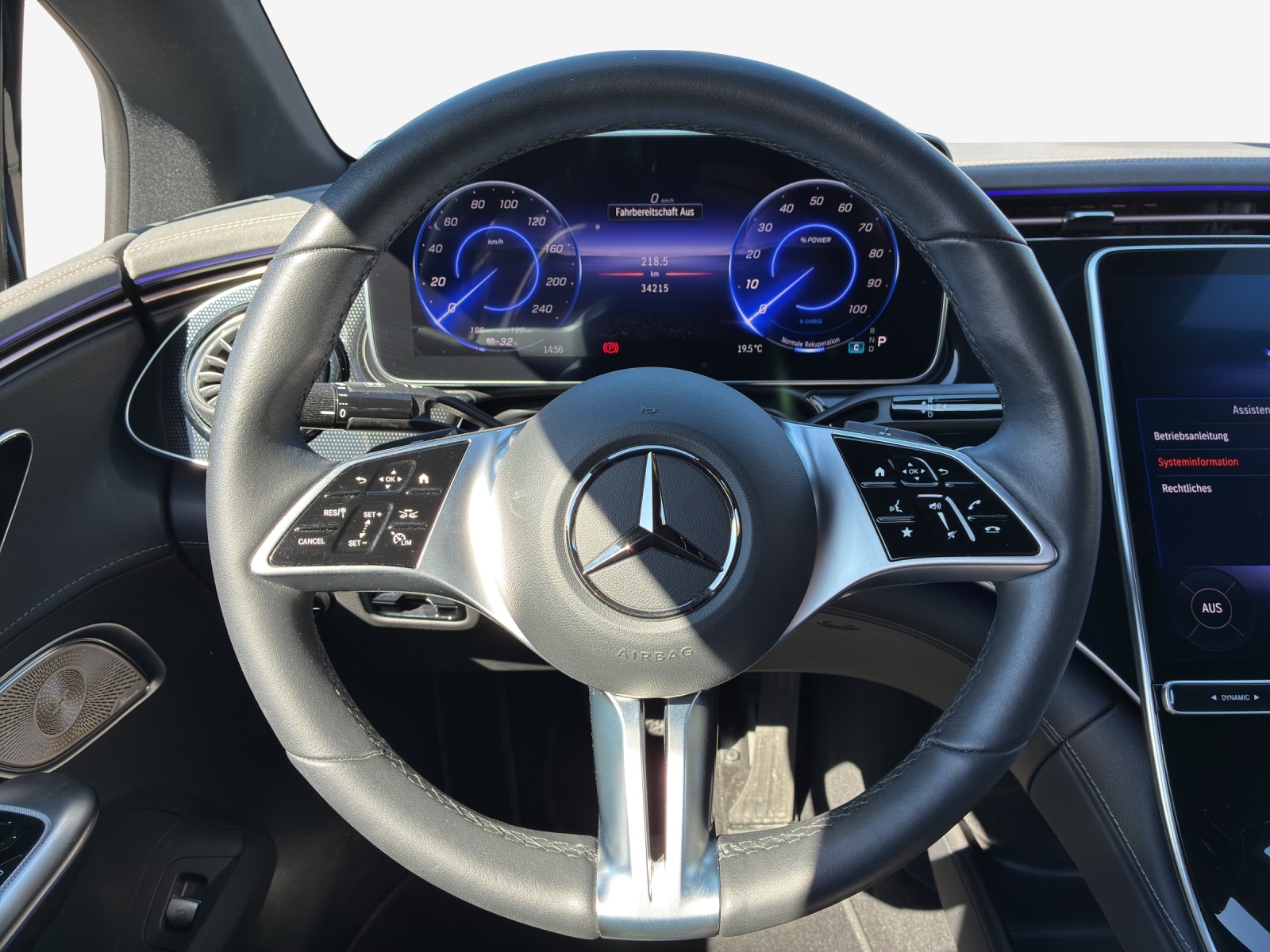 MERCEDES-BENZ EQE 350 4 Matic-image-9
