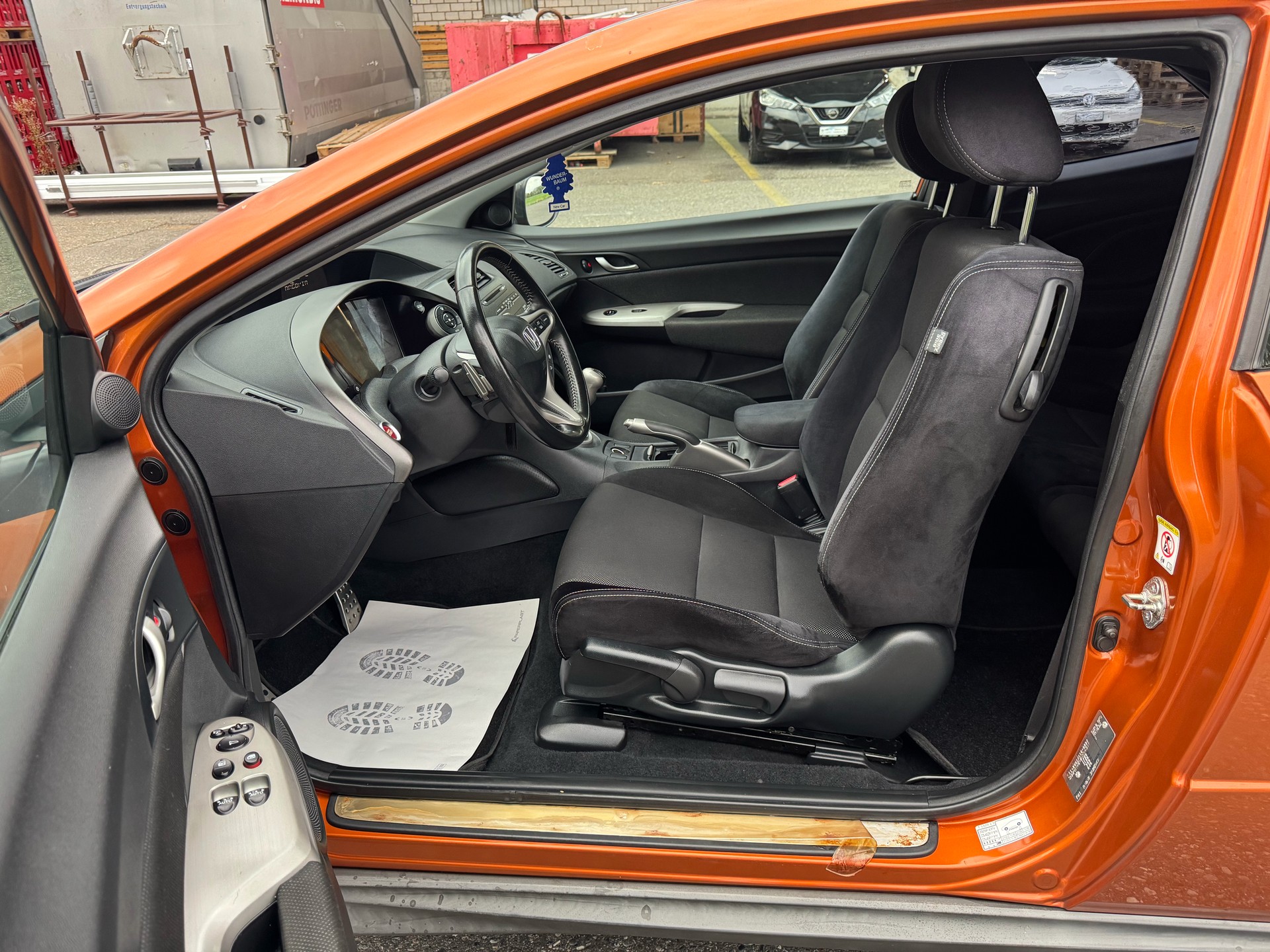 HONDA Civic 1.8i Type-S Plus i-Shift-image-11