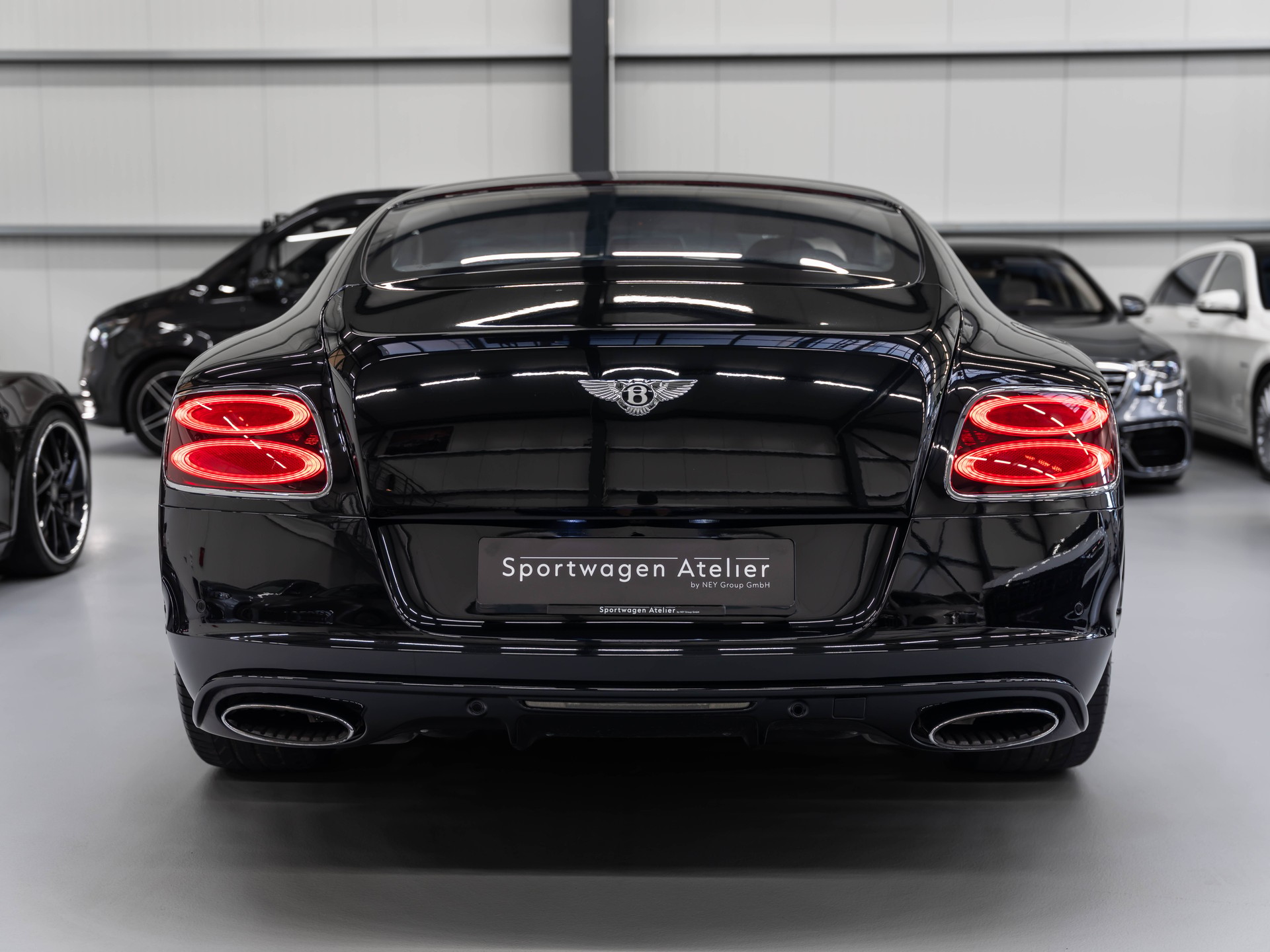 BENTLEY Continental GT Speed 6.0 W12-showroom-element-2
