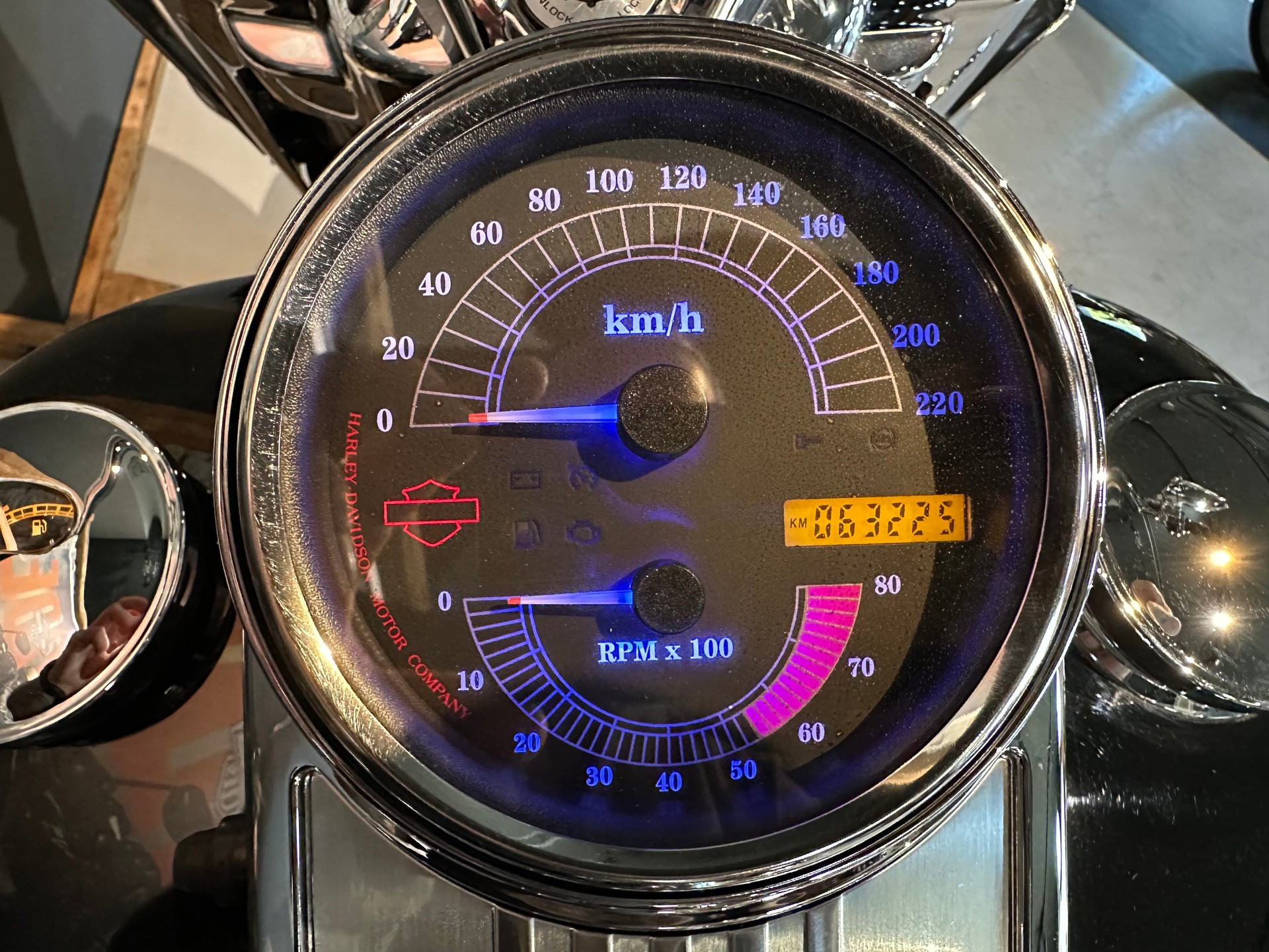 HARLEY-DAVIDSON FLHRC Road King Classic 103 ABS-image-14