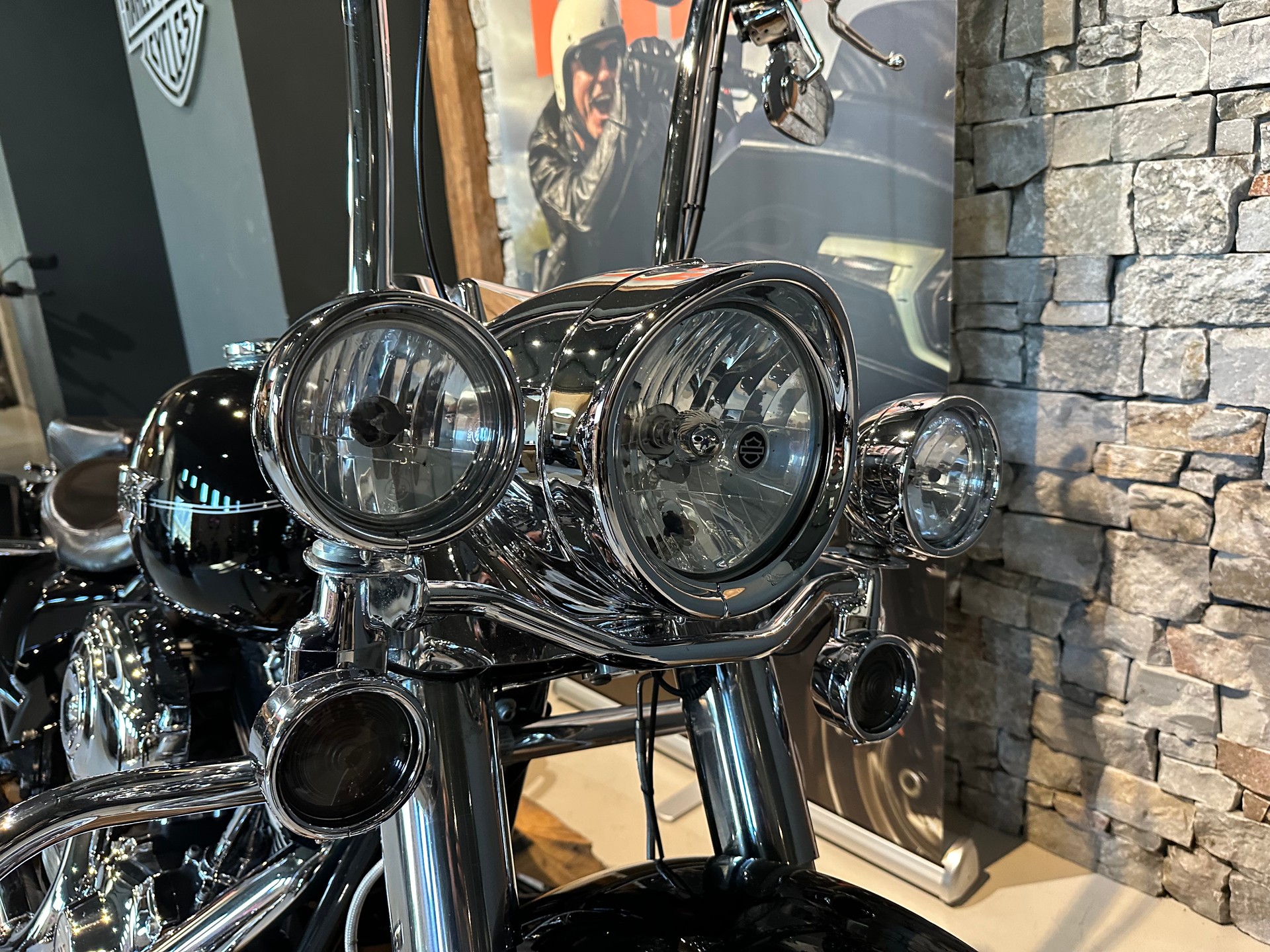 HARLEY-DAVIDSON FLHRC Road King Classic 103 ABS-image-7