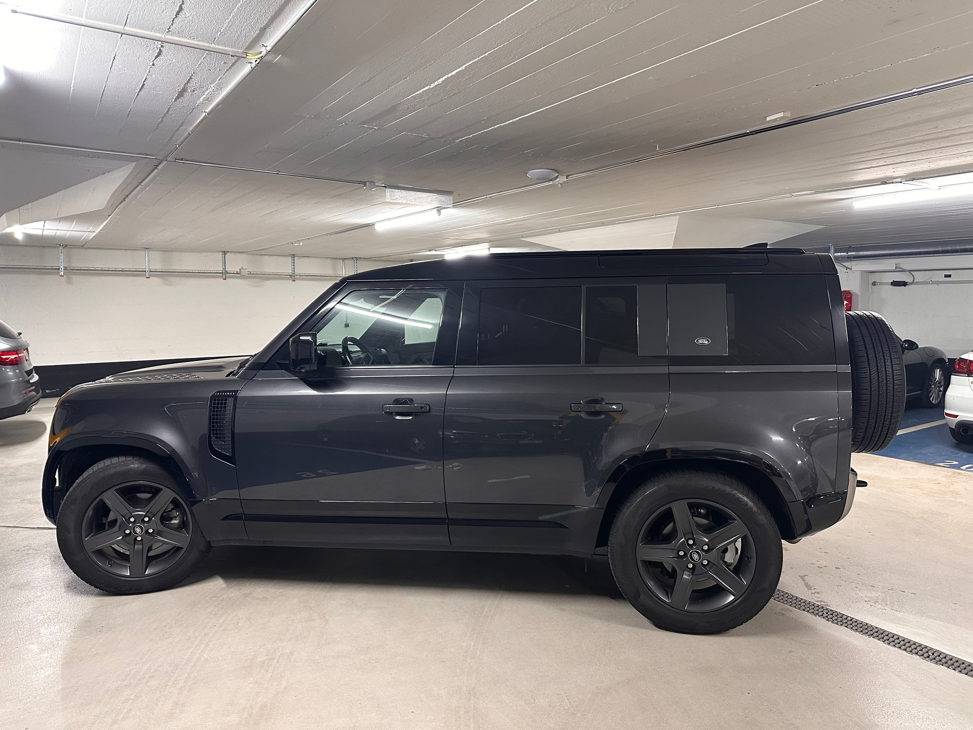 LAND ROVER 3.0 D I6 250 SE-image-0
