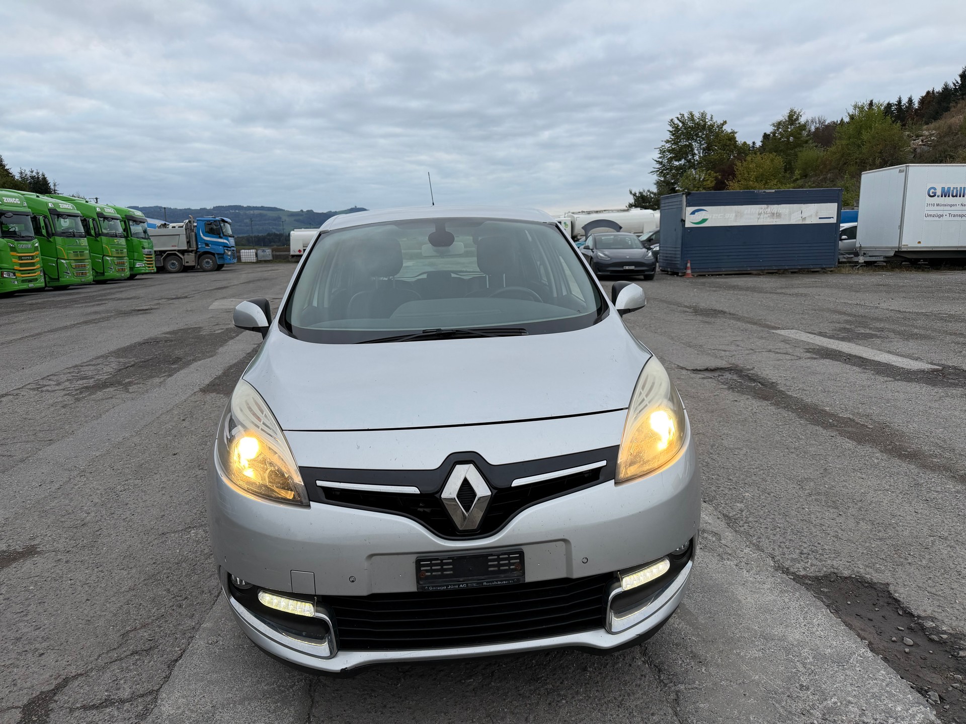 RENAULT Scénic 1.4 16V Turbo Expression-image-0