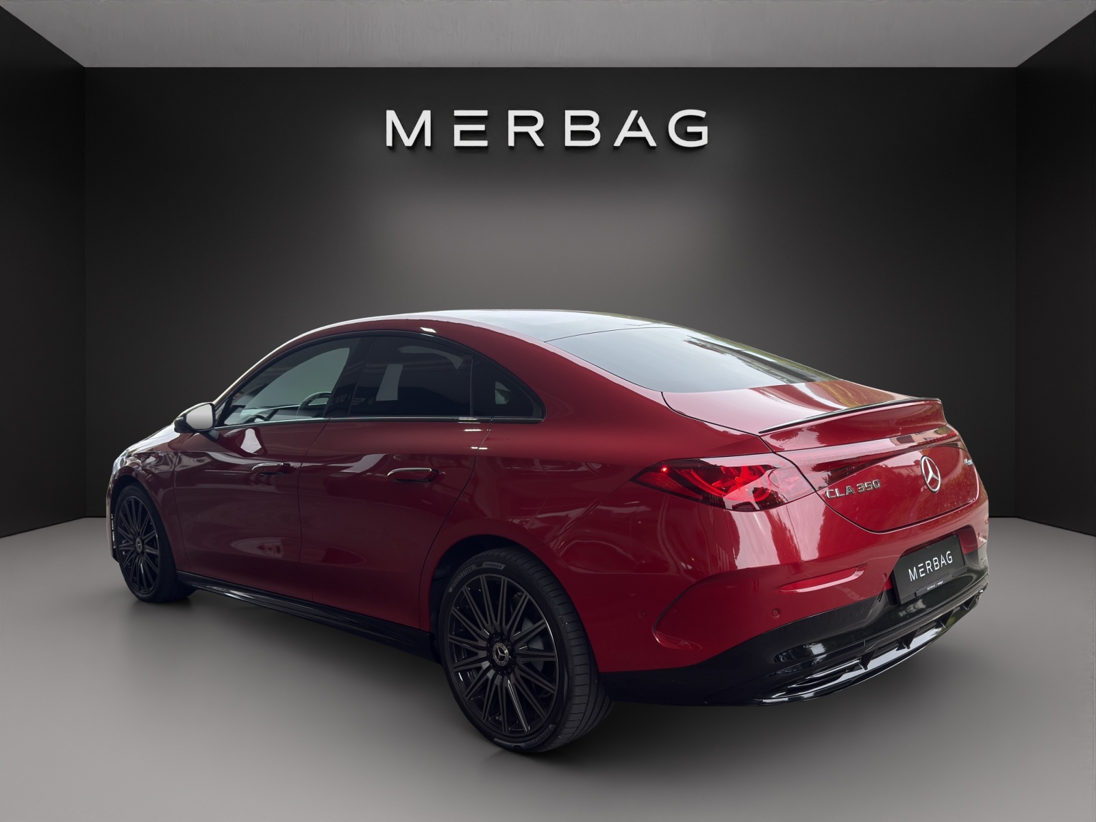 MERCEDES-BENZ CLA 350 4 Matic 85 kWh EQ-image-4
