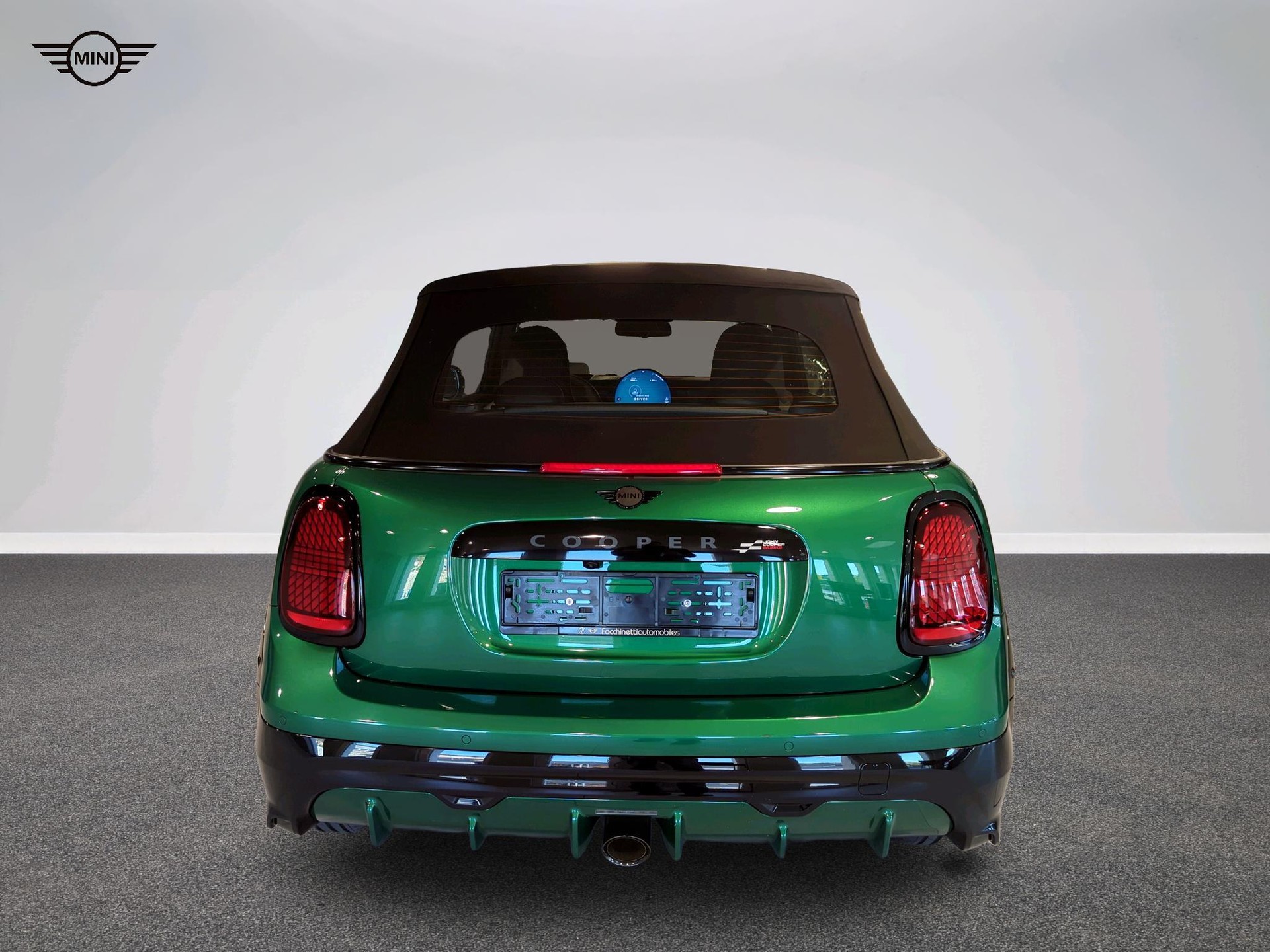 MINI John Cooper Works Cabrio-image-14