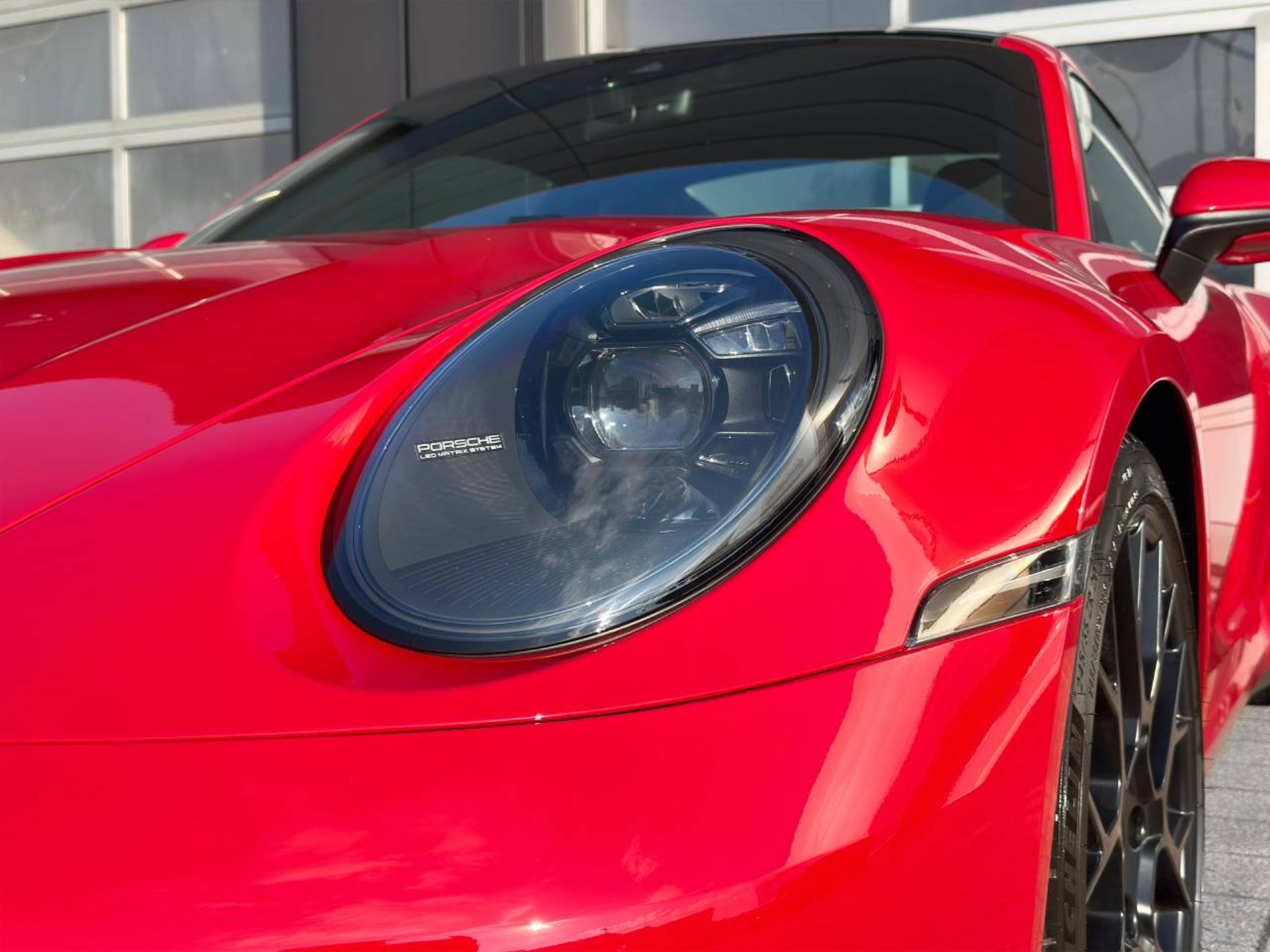 PORSCHE 911 Carrera 4 GTS-image-30