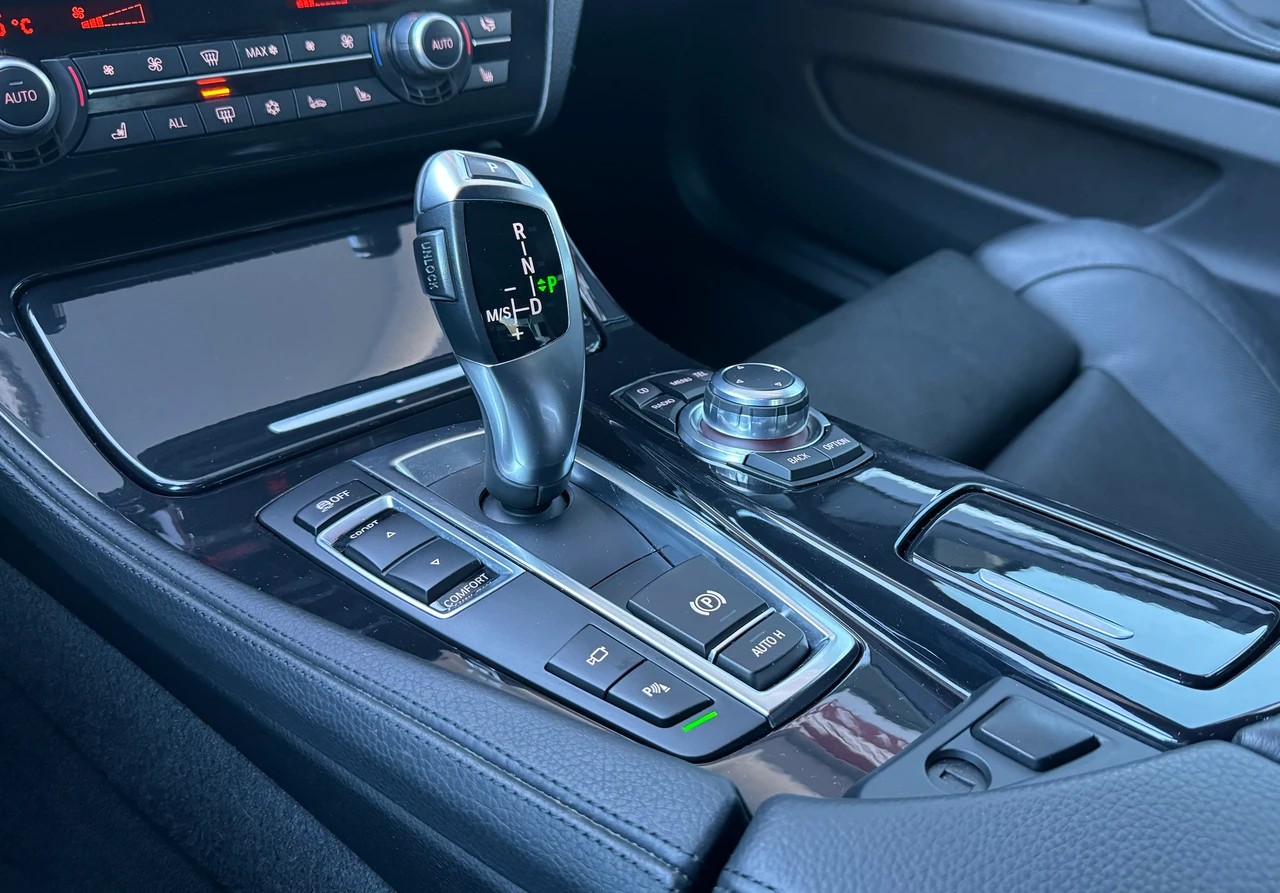 BMW-ALPINA B5 BiTurbo 4.4 V8 Switch-Tronic-image-17