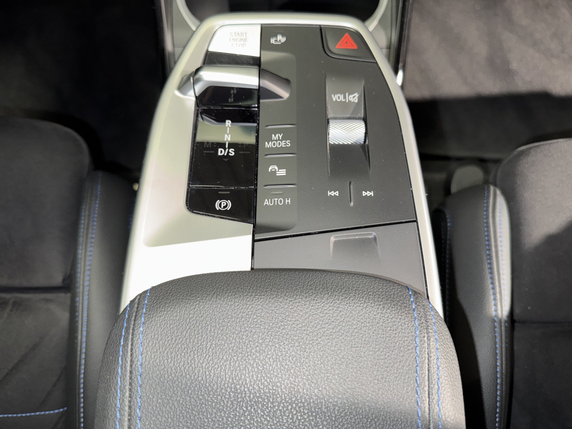 BMW X1 20i sDrive M Sport-image-11