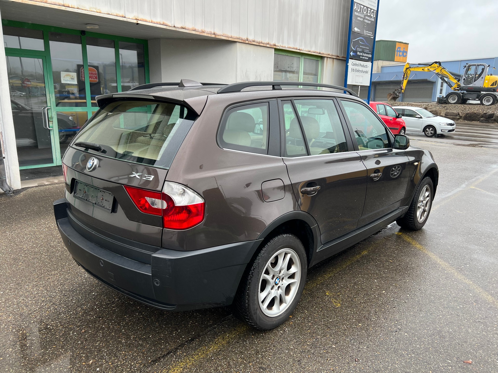 BMW X3 3.0i-image-3