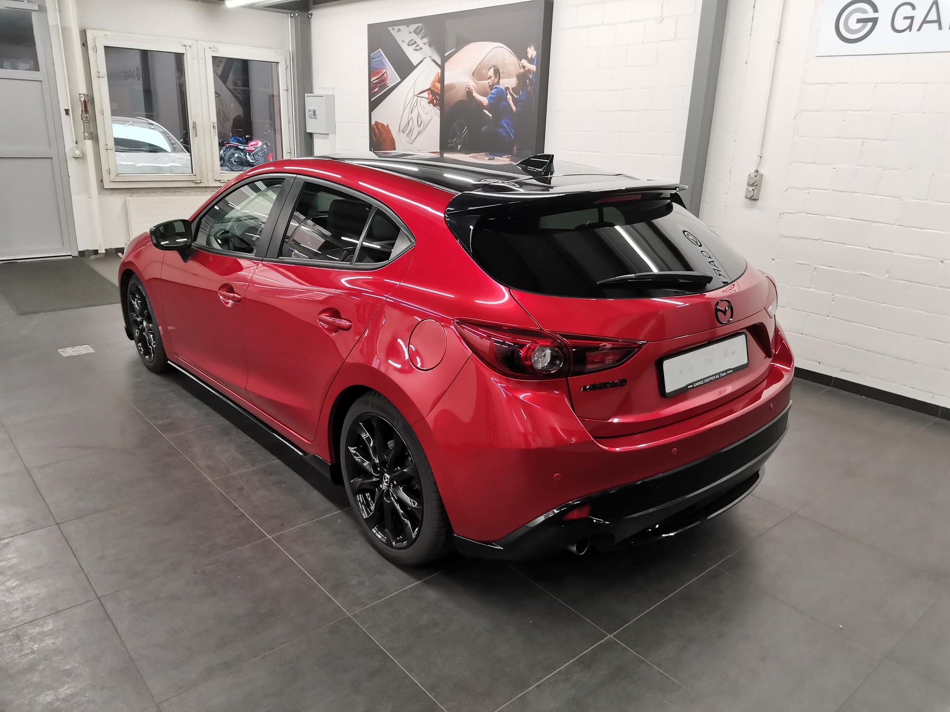 MAZDA 3 2.0 165 Revolution-image-3