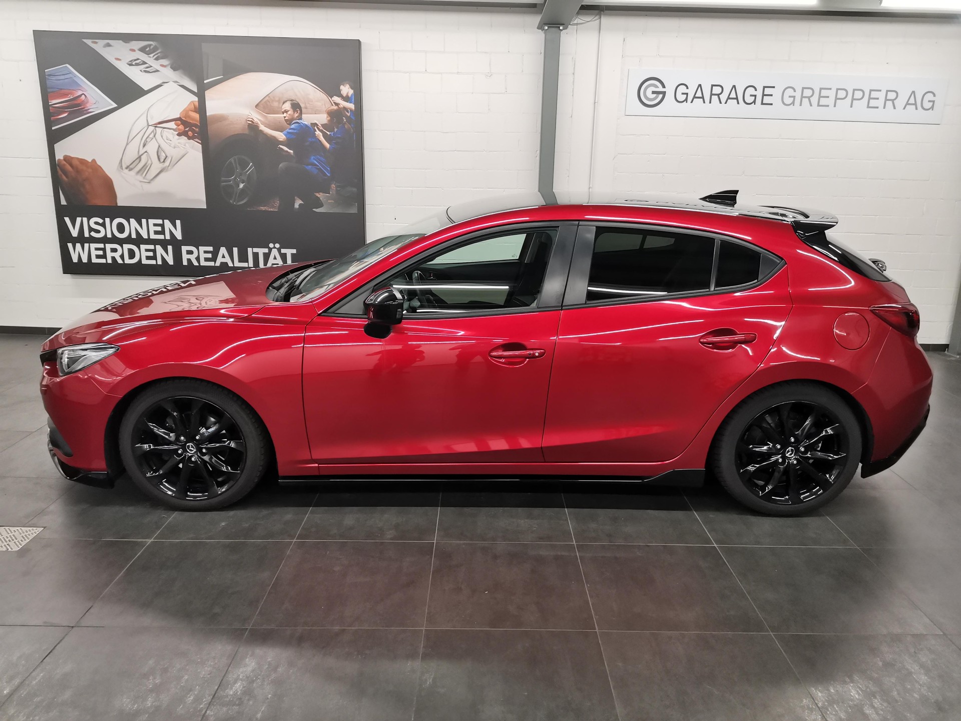 MAZDA 3 2.0 165 Revolution-image-2