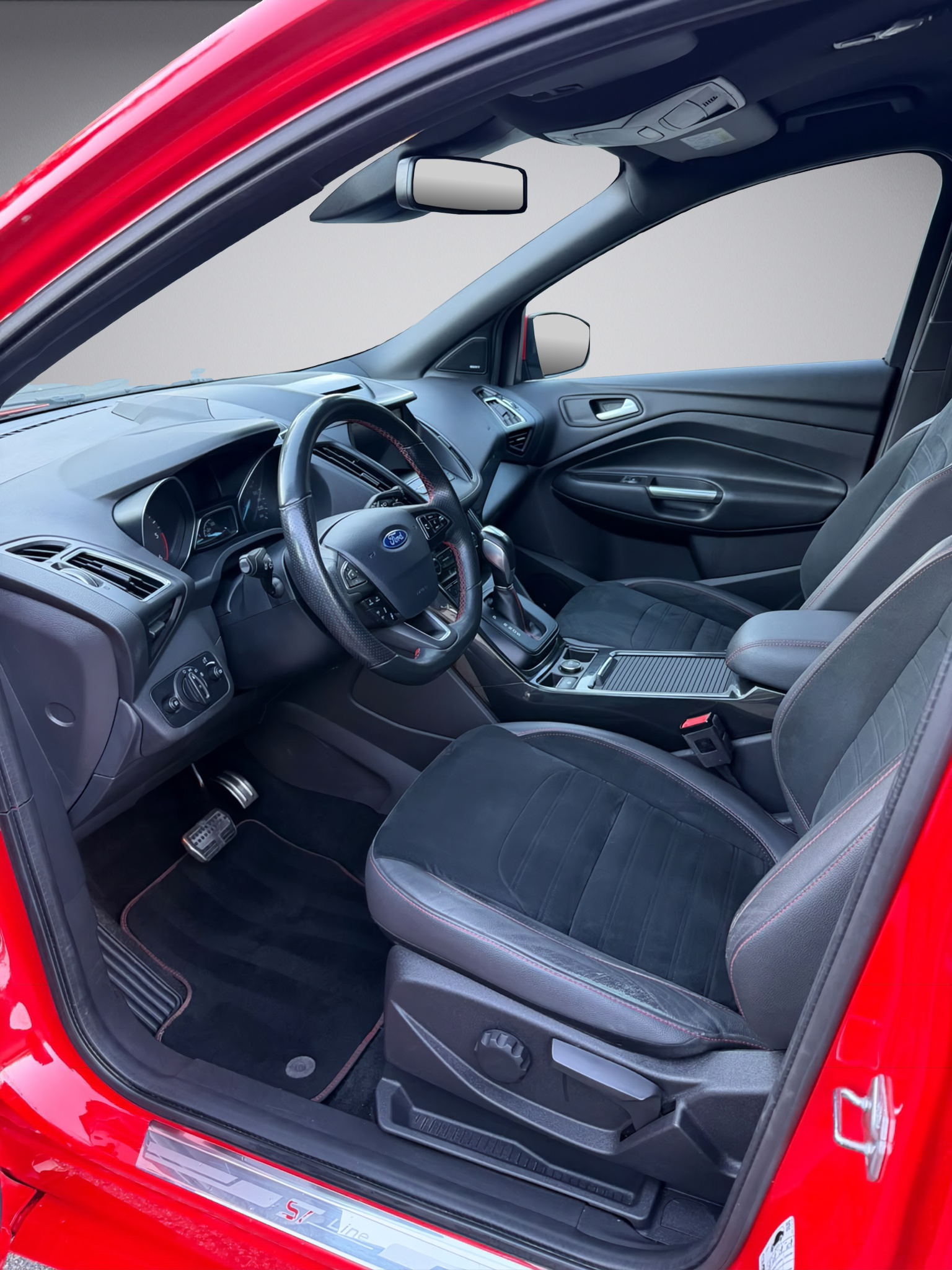 FORD Kuga 2.0 TDCi ST Line High 4WD PowerShift * AHK * Sport Line *-image-8