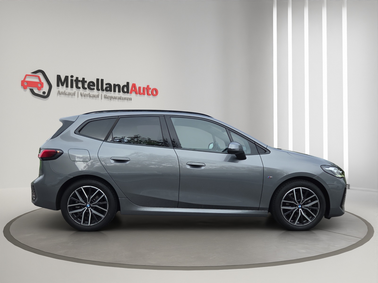BMW 218d Active Tourer M Sport DKG-image-3