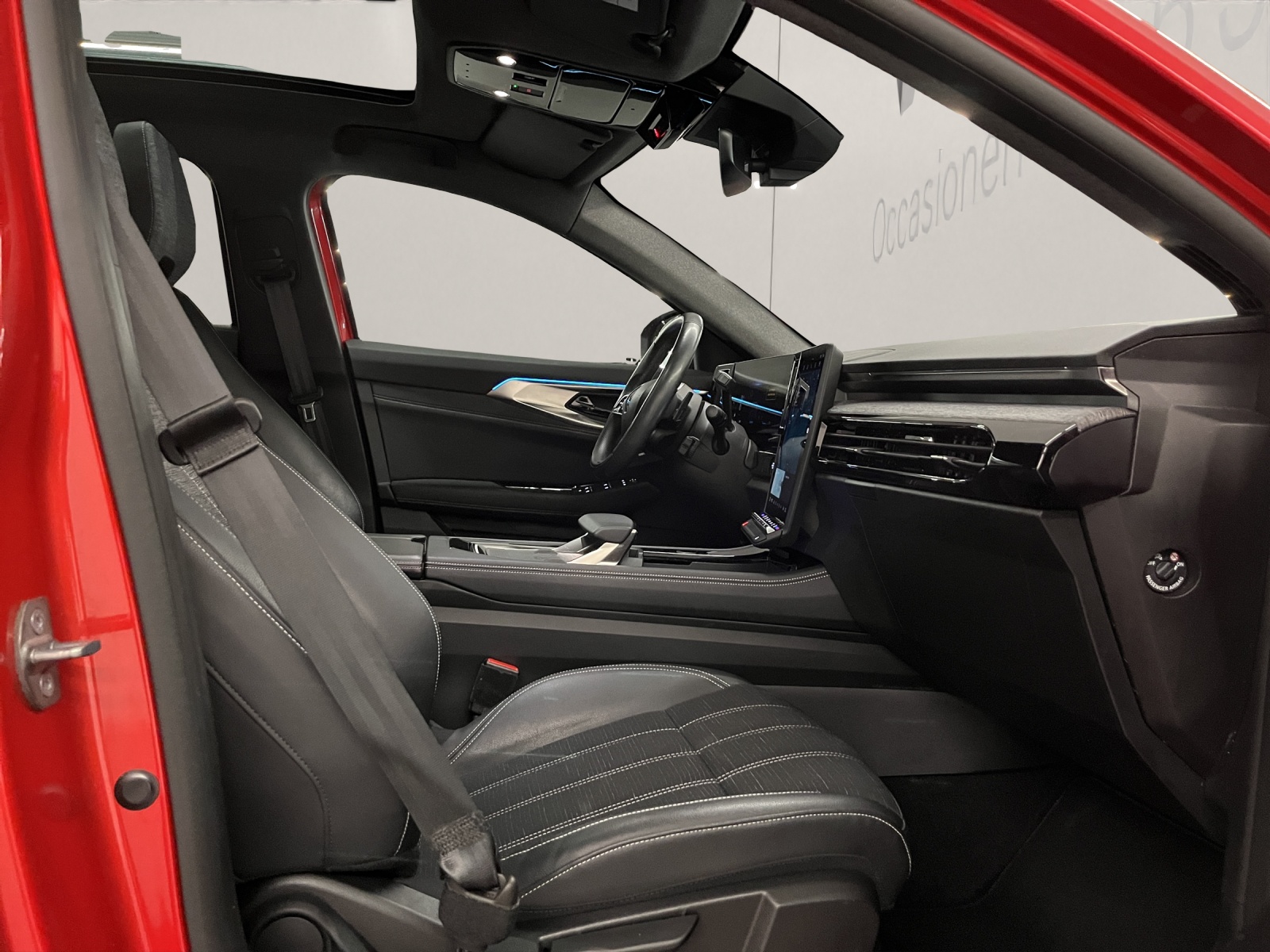 RENAULT Austral 1.2 E-Tech techno-image-12