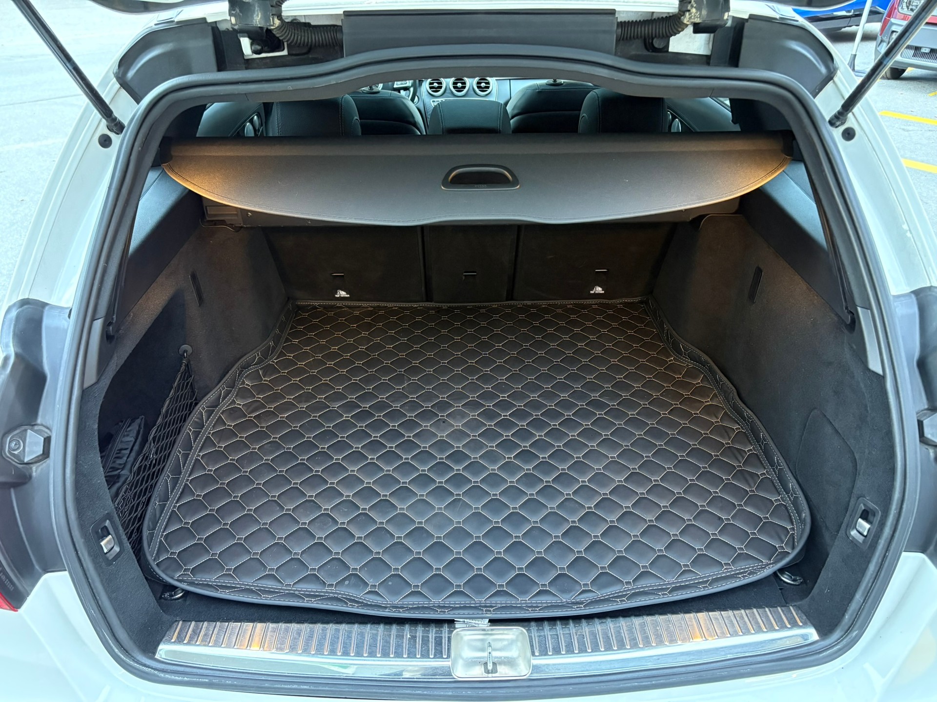 MERCEDES-BENZ C 250 BlueTEC AMG Line 4M-image-17