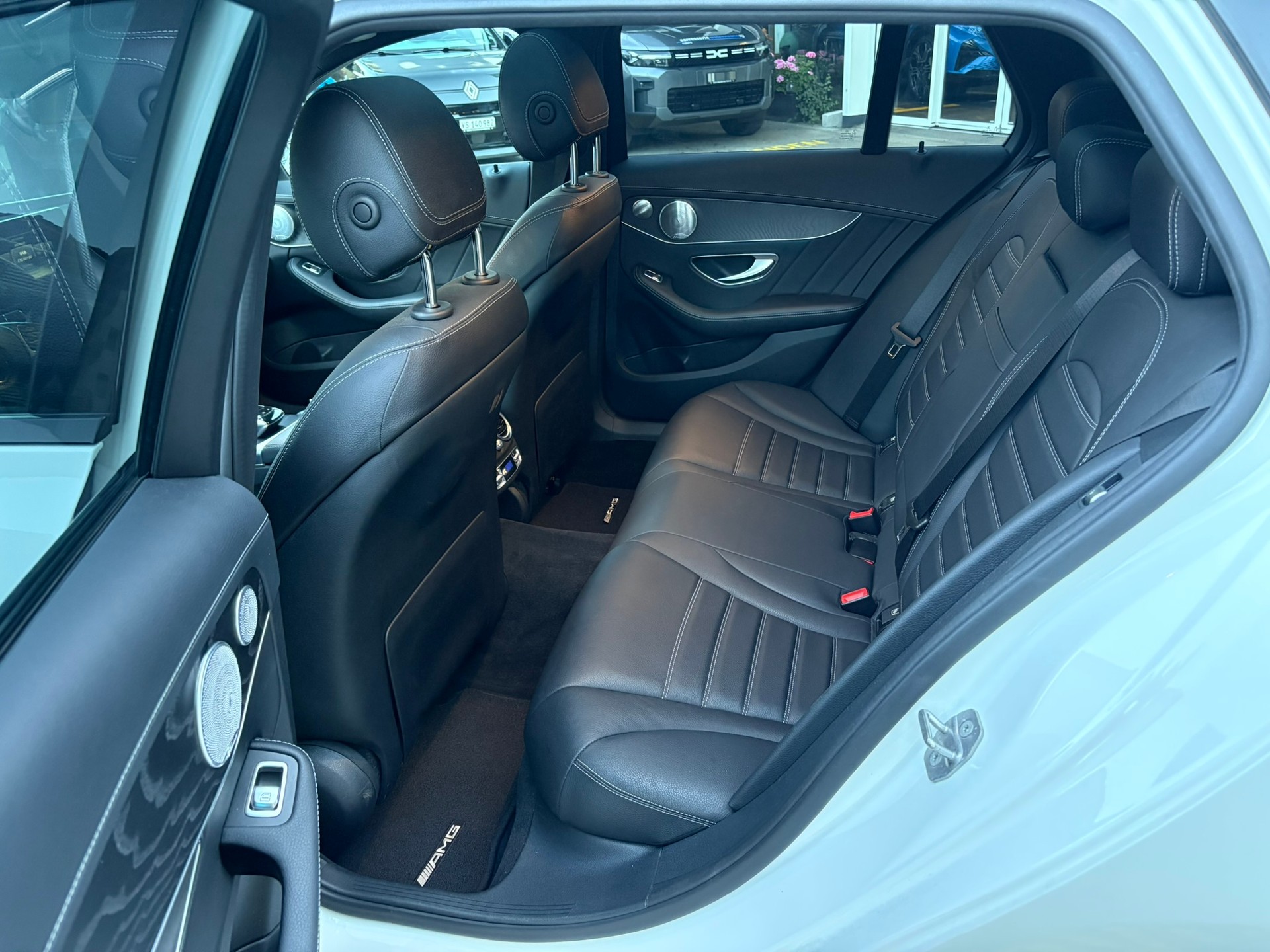 MERCEDES-BENZ C 250 BlueTEC AMG Line 4M-image-15