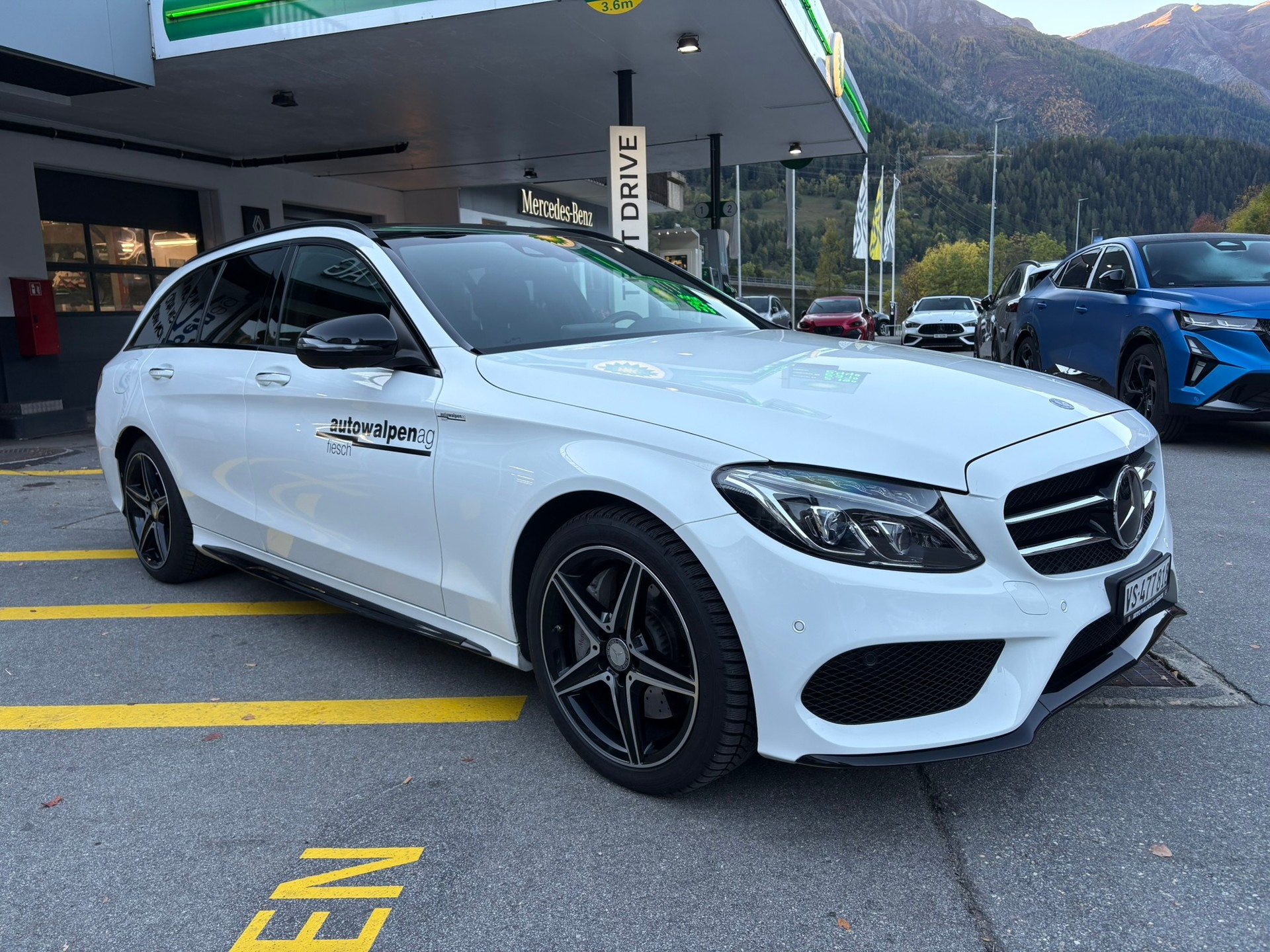 MERCEDES-BENZ C 250 BlueTEC AMG Line 4M-image-2