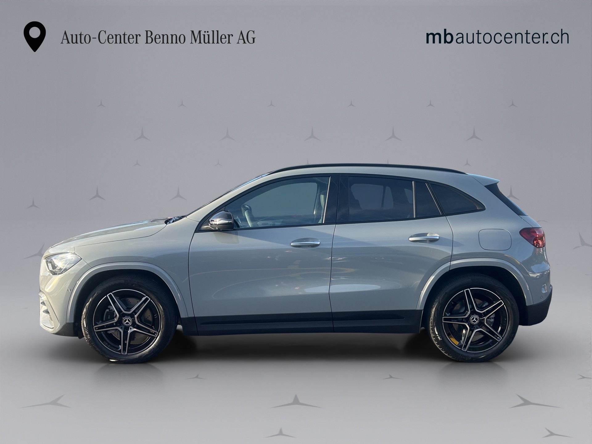 MERCEDES-BENZ GLA-Klasse H247 GLA 250 Swiss Star AMG Line 4matic-image-2