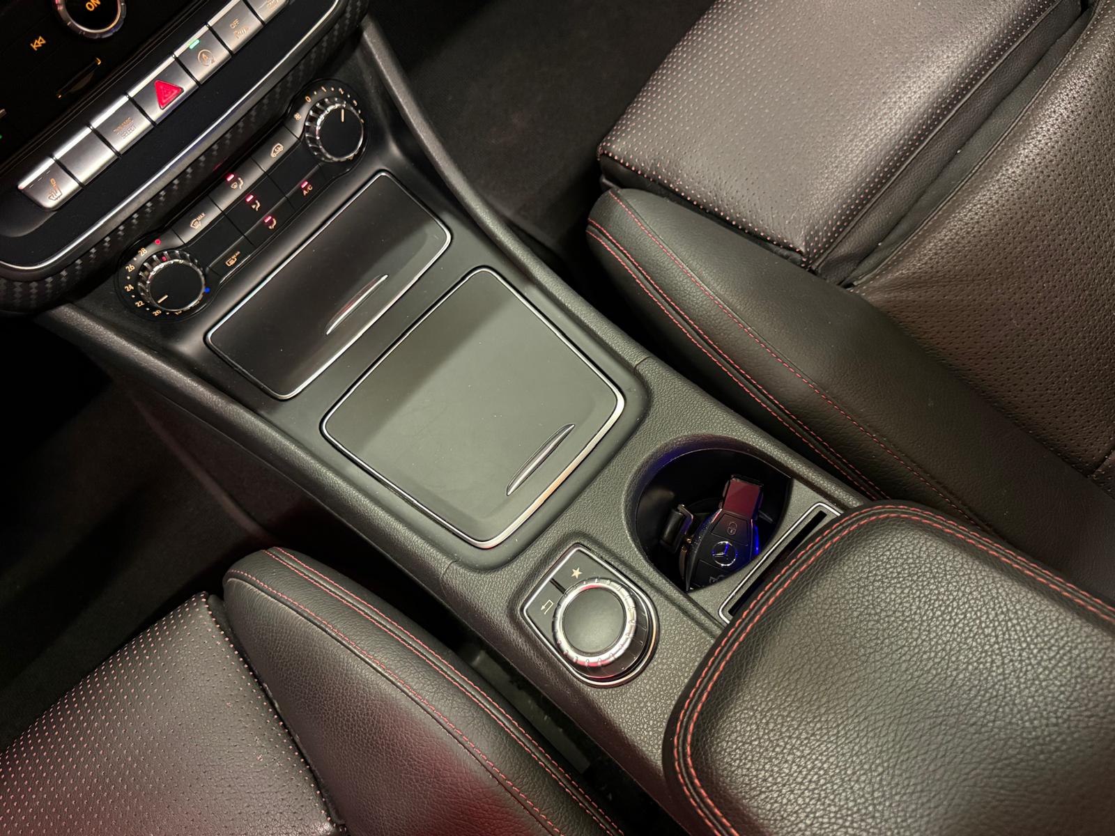 MERCEDES-BENZ A 250 AMG Line 4Matic 7G-DCT-image-27