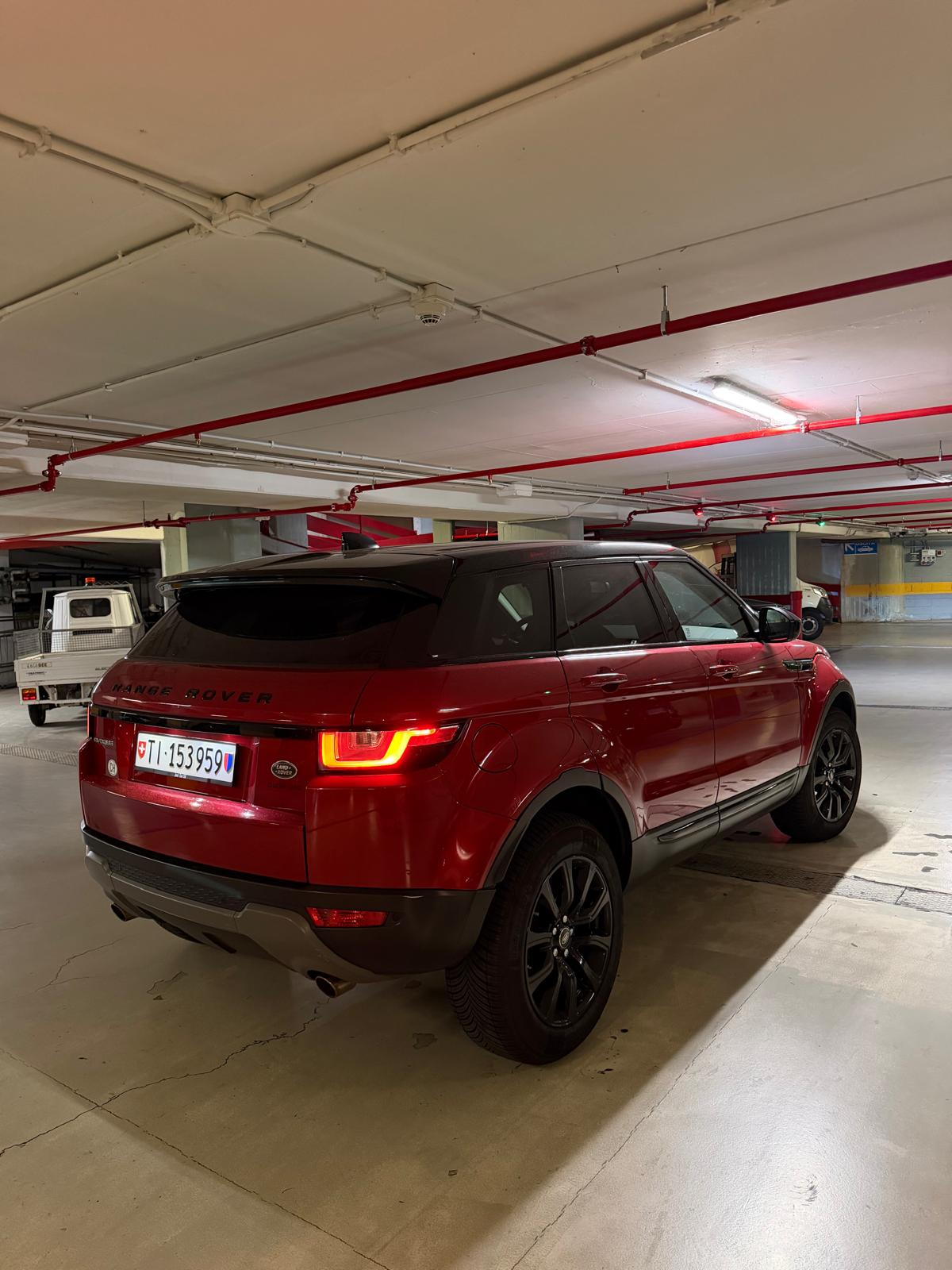 LAND ROVER 2.0 TD4 SE-image-1
