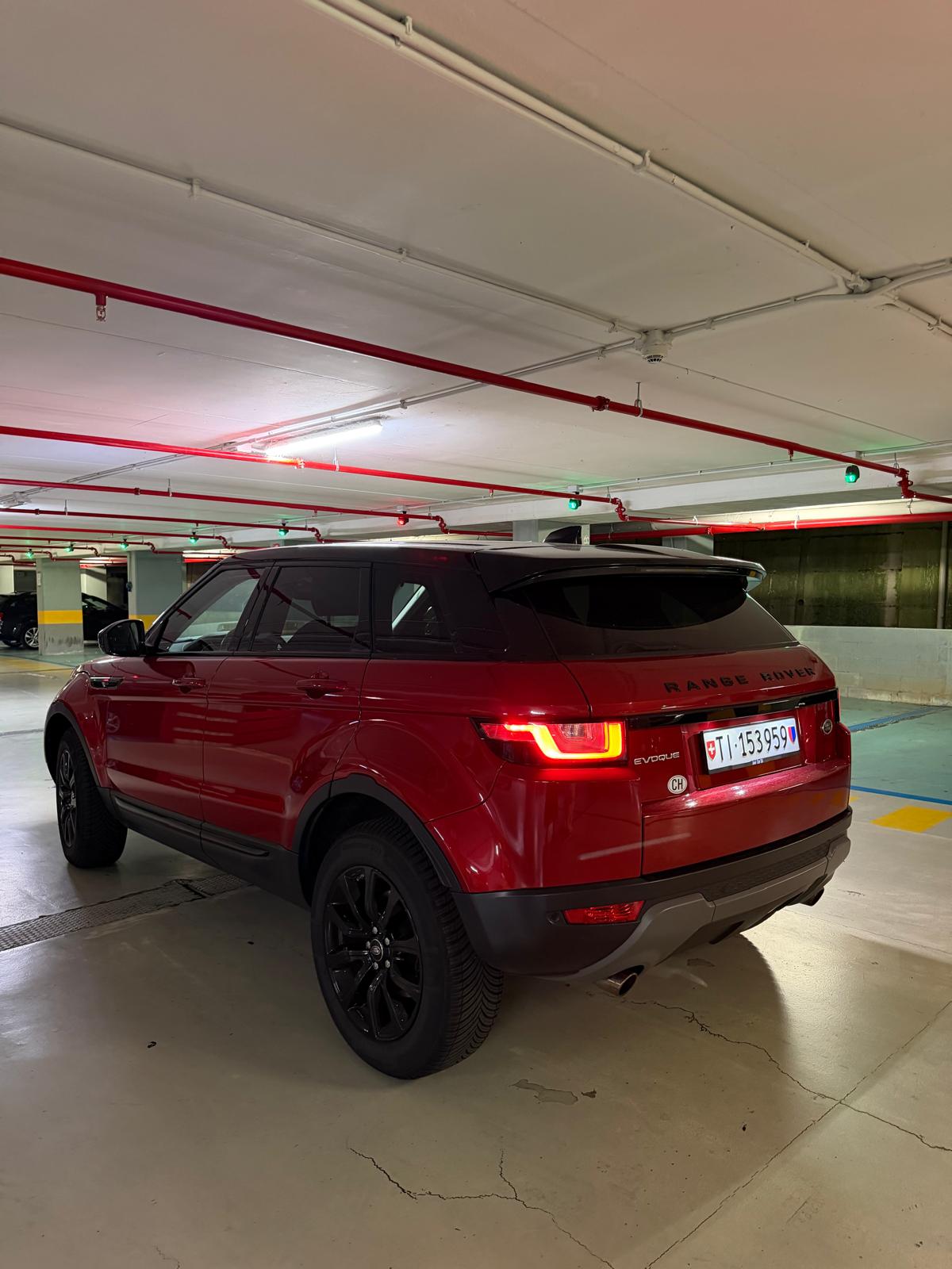 LAND ROVER 2.0 TD4 SE-image-3